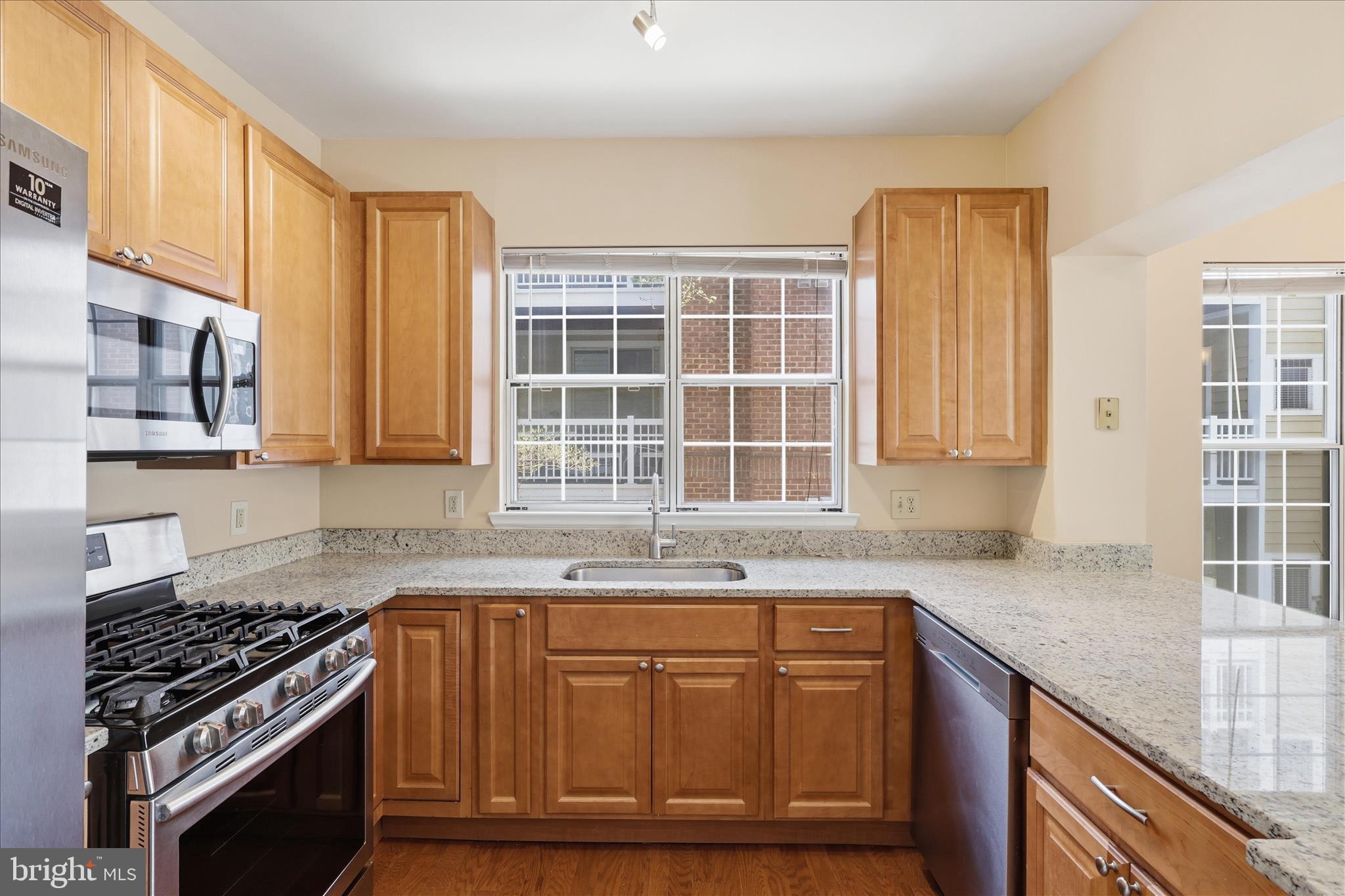 12907 ALTON SQUARE 201