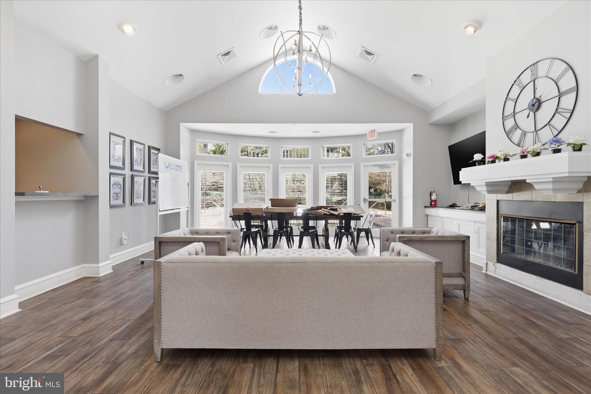 12907 ALTON SQUARE 201