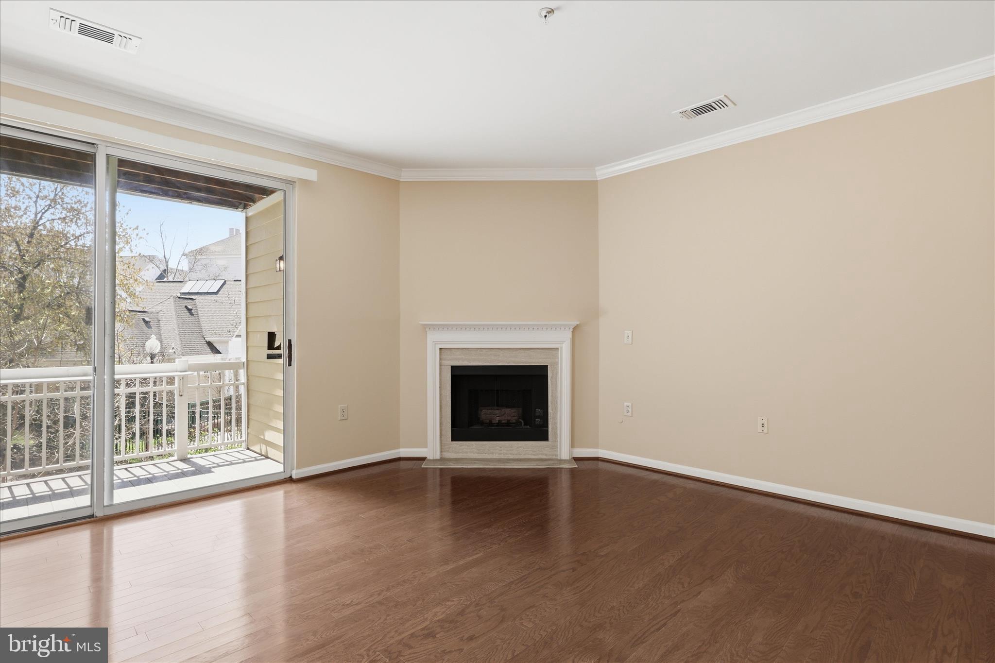 12907 ALTON SQUARE 201