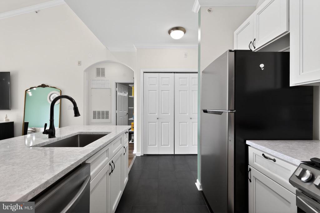 12925 CENTRE PARK CIRCLE 411