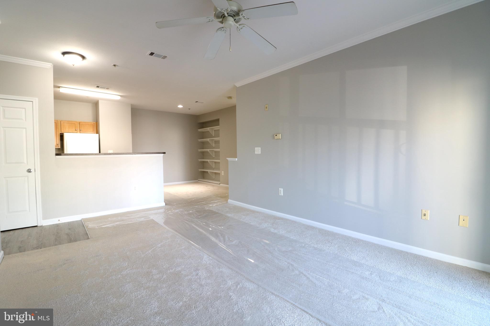 5117 TRAVIS EDWARD WAY E 5117E