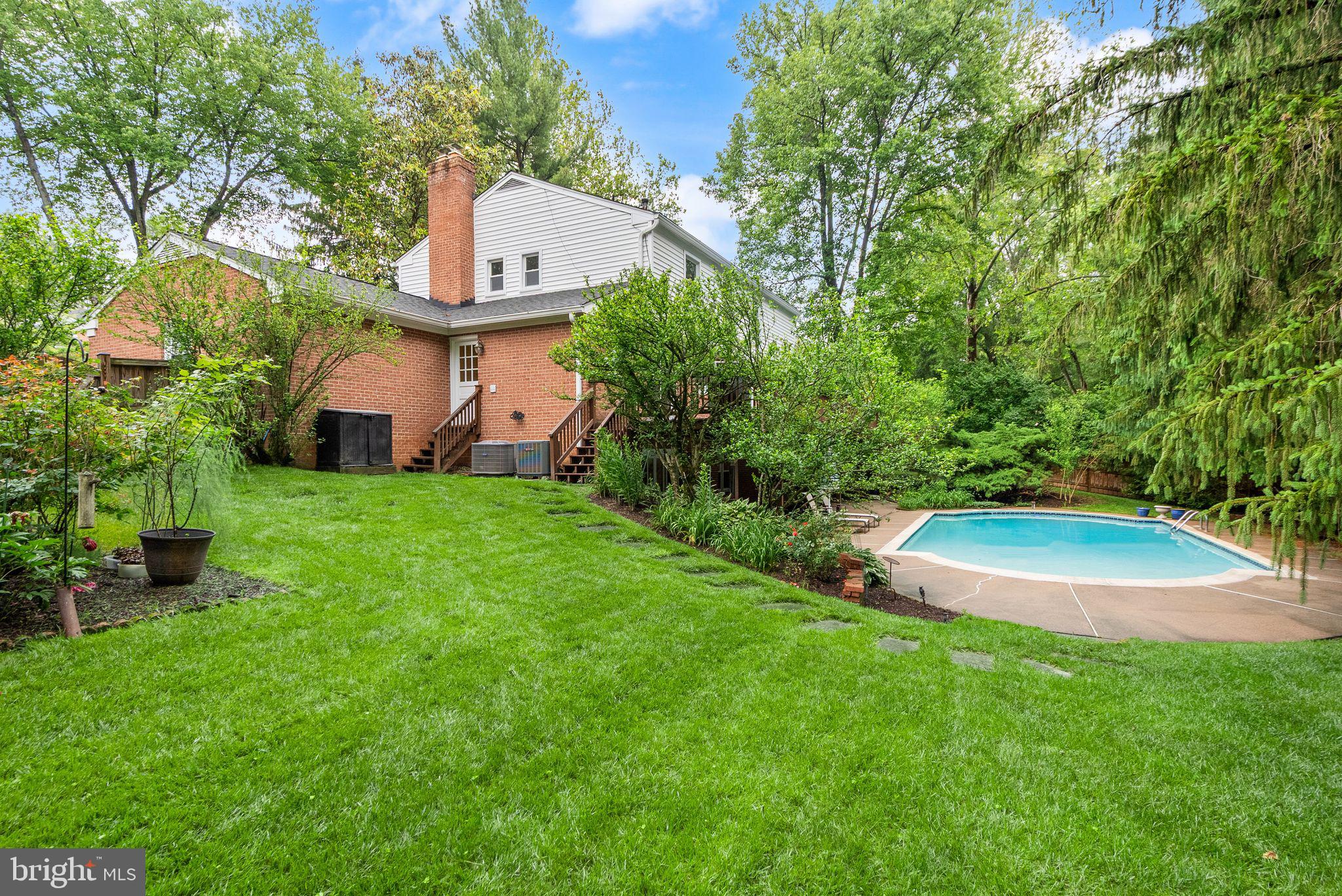 1516 TUBA COURT