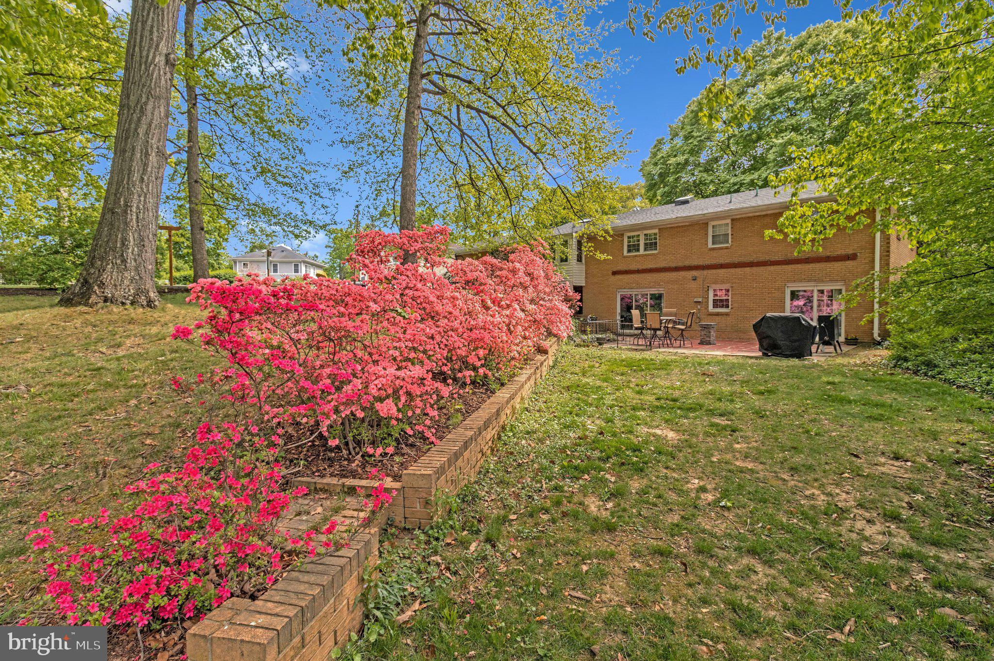 5655 GLENWOOD DRIVE