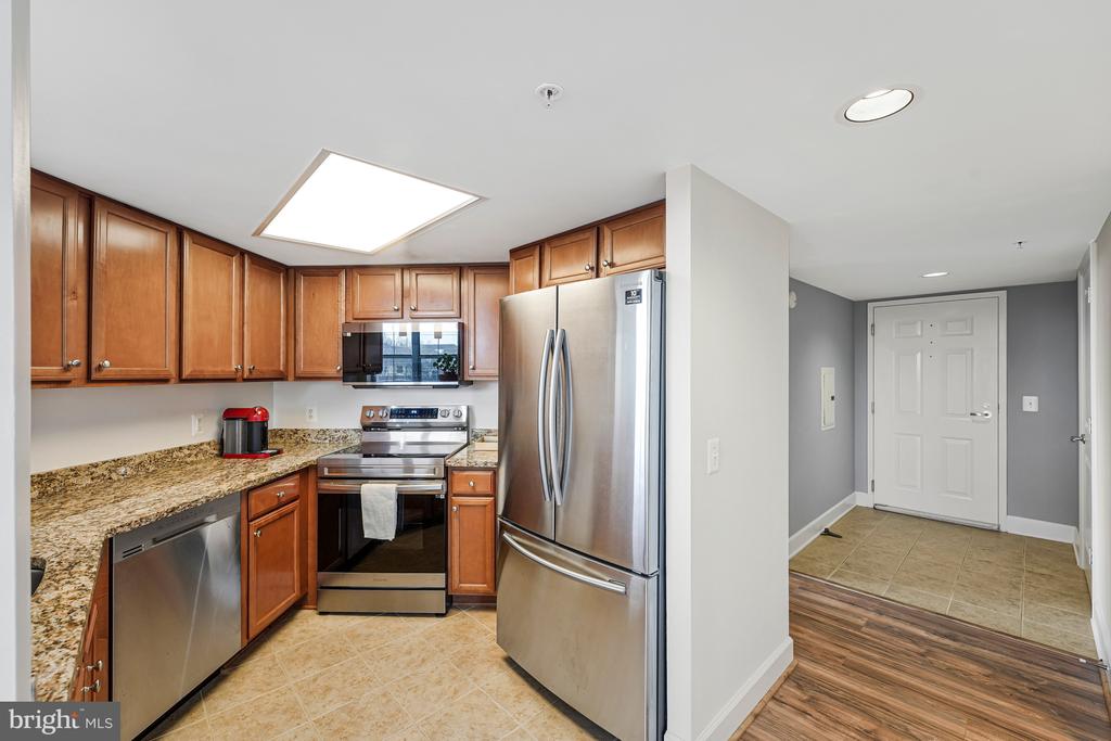 11800 SUNSET HILLS ROAD 506