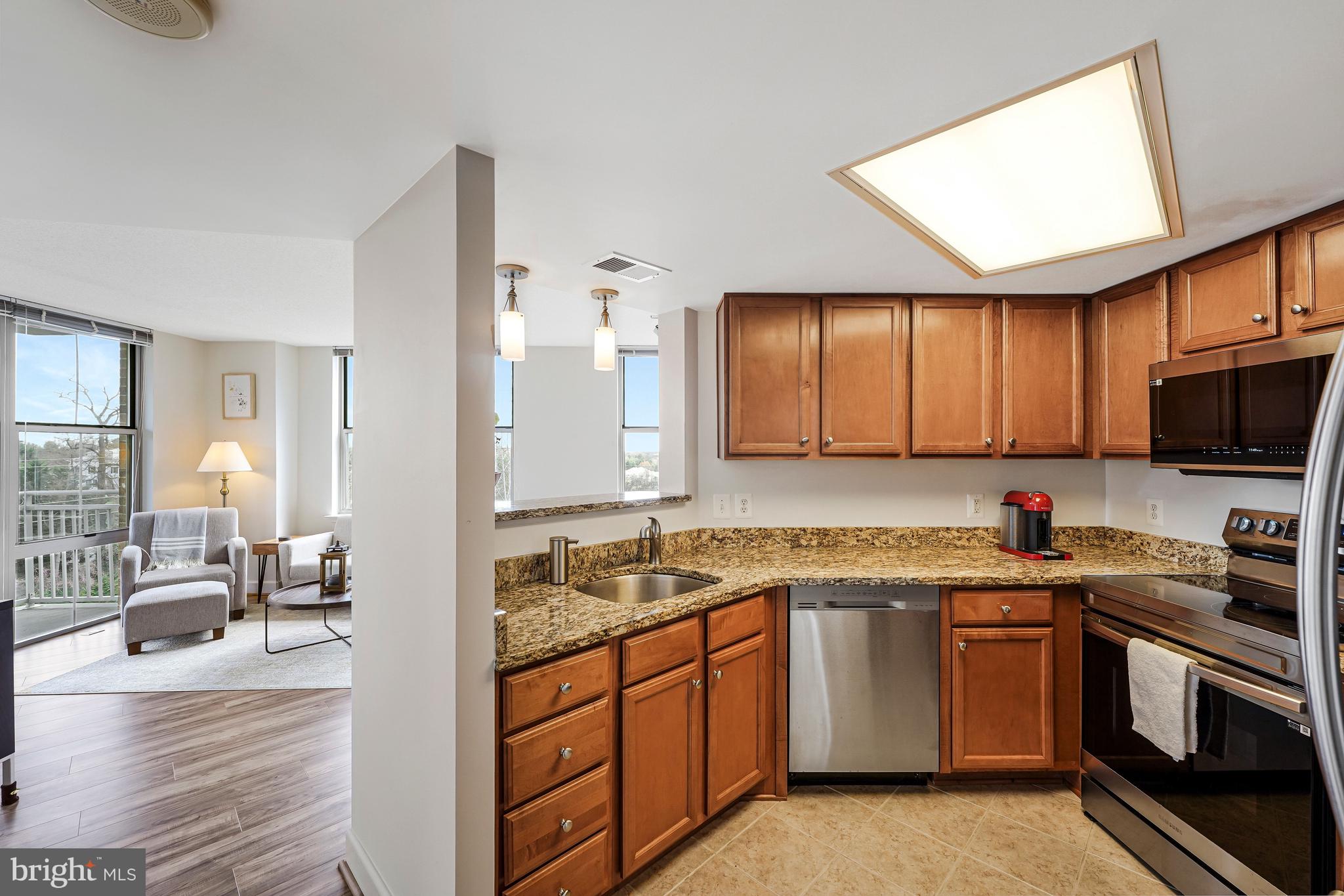 11800 SUNSET HILLS ROAD 506