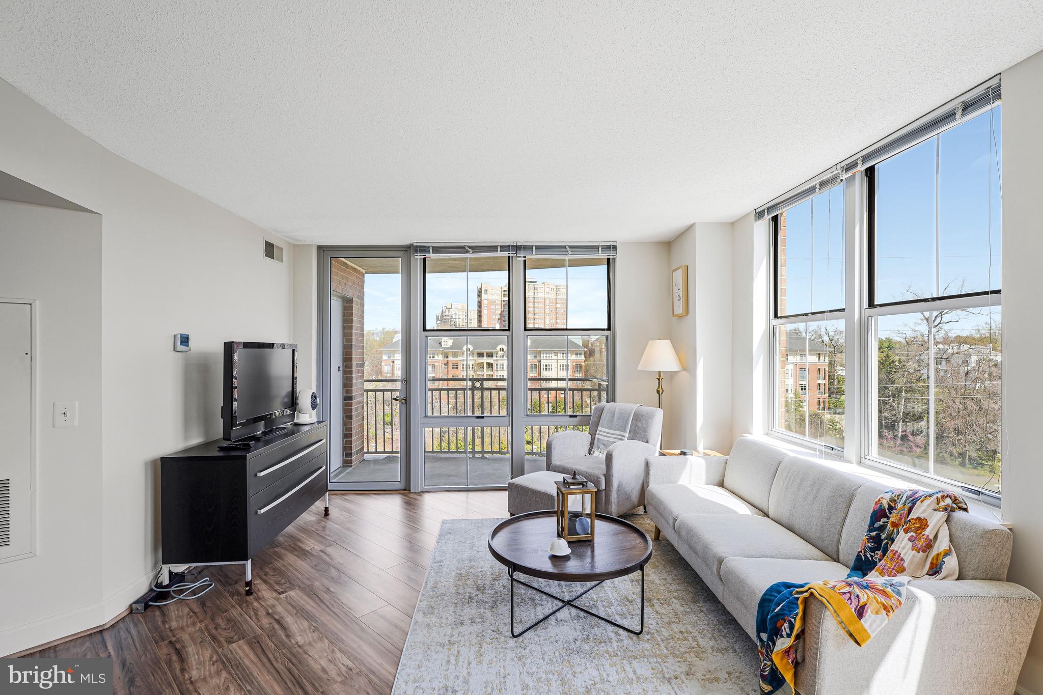 11800 SUNSET HILLS ROAD 506