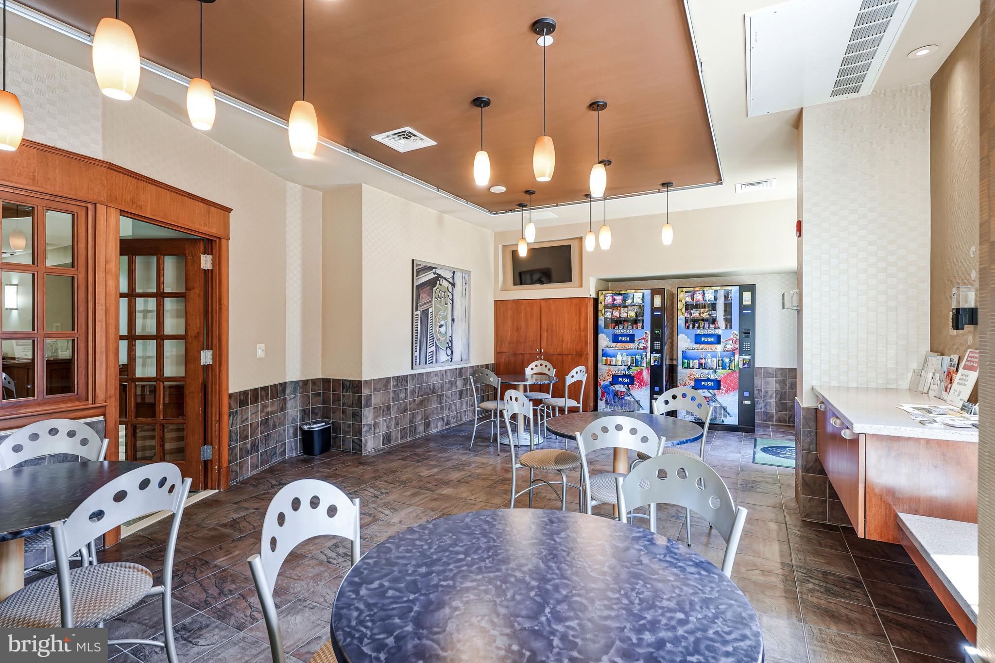 11800 SUNSET HILLS ROAD 506