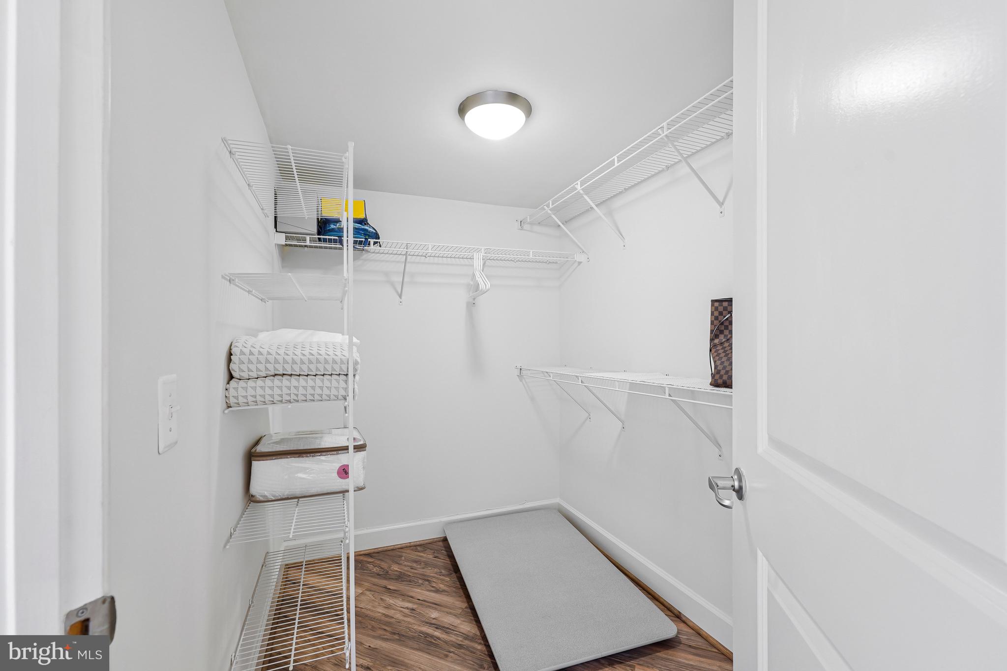 11800 SUNSET HILLS ROAD 506