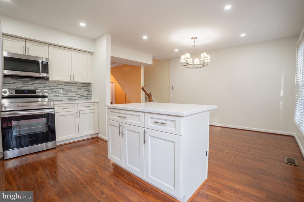 13341 FOXHOLE DRIVE