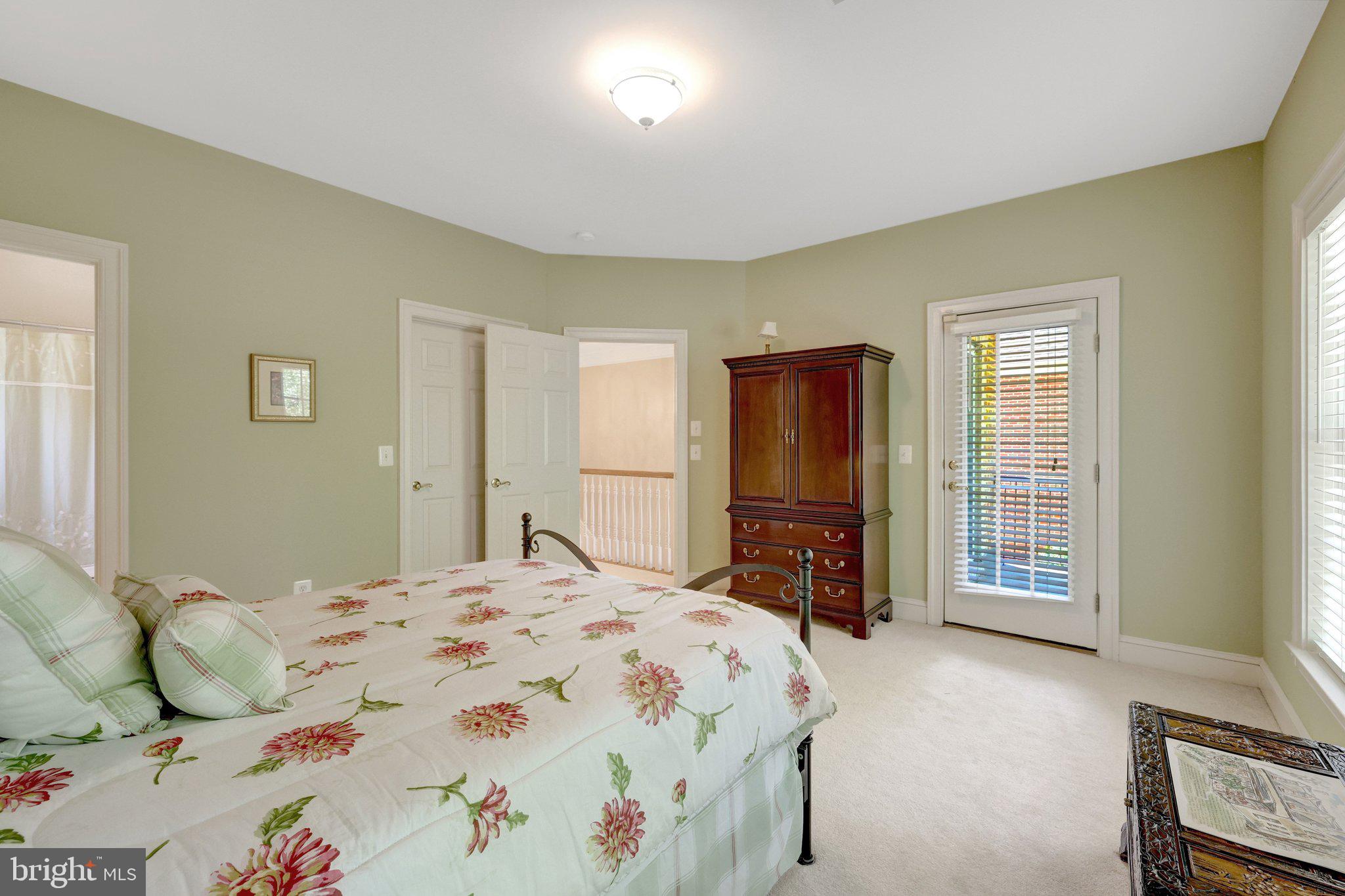 1368 NORTHWYCK COURT