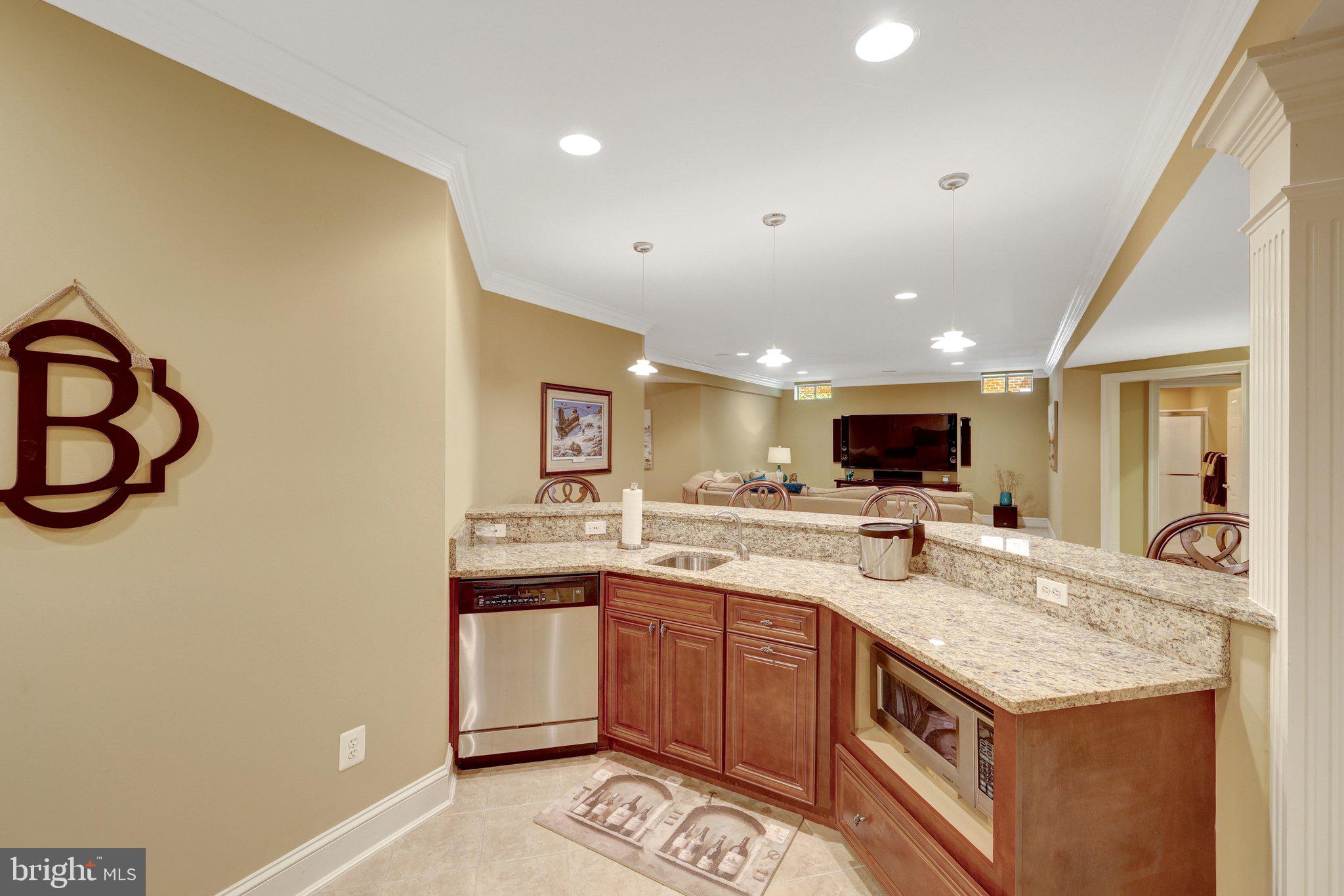 1368 NORTHWYCK COURT