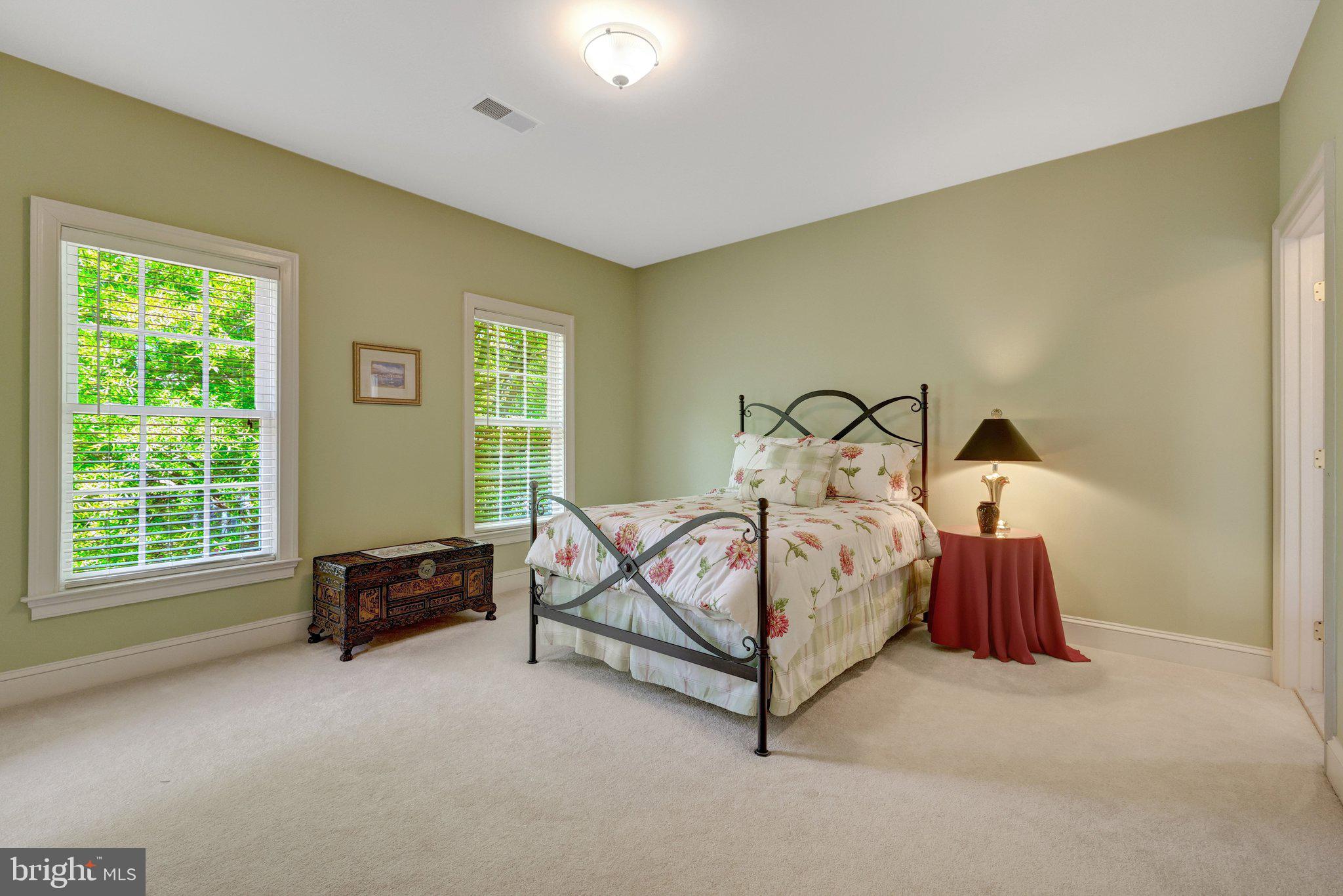 1368 NORTHWYCK COURT