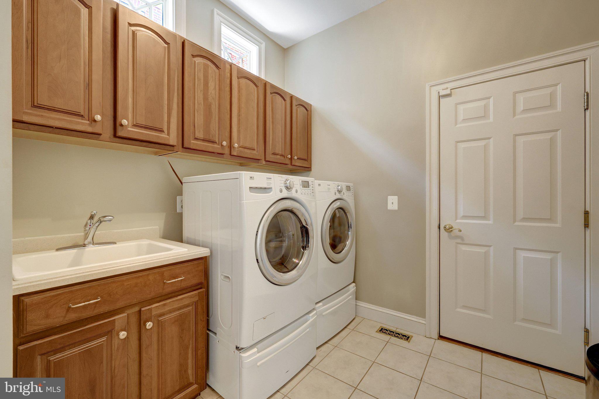 1368 NORTHWYCK COURT