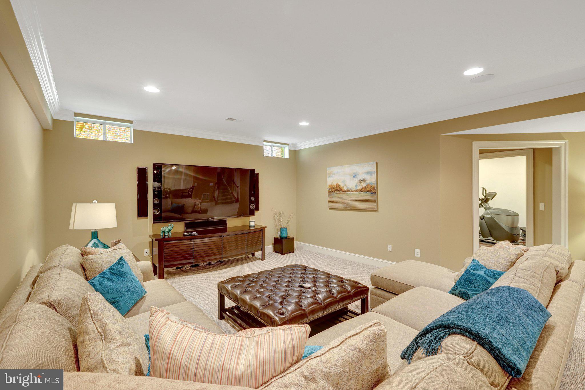 1368 NORTHWYCK COURT