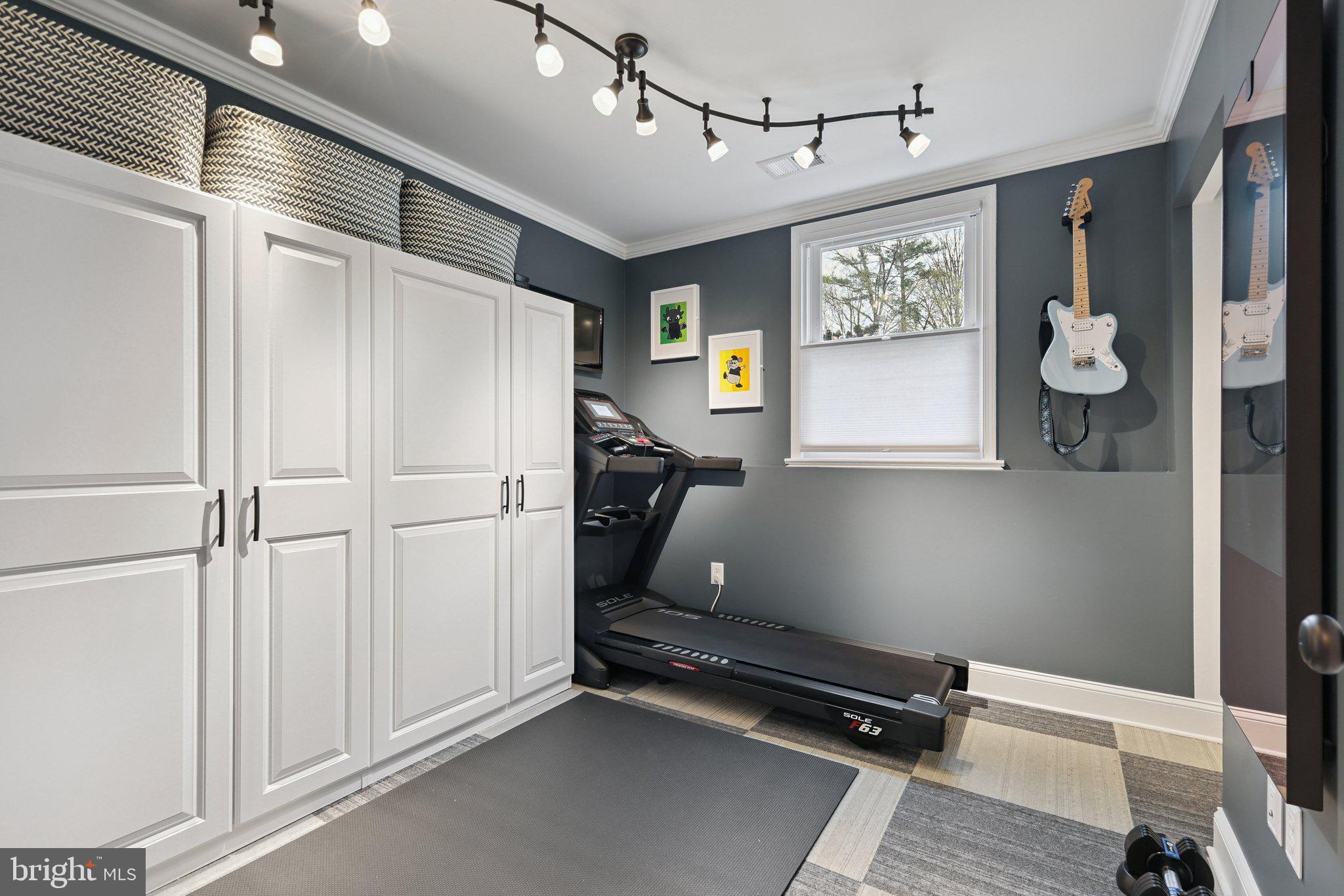 1550 POWELLS TAVERN PLACE