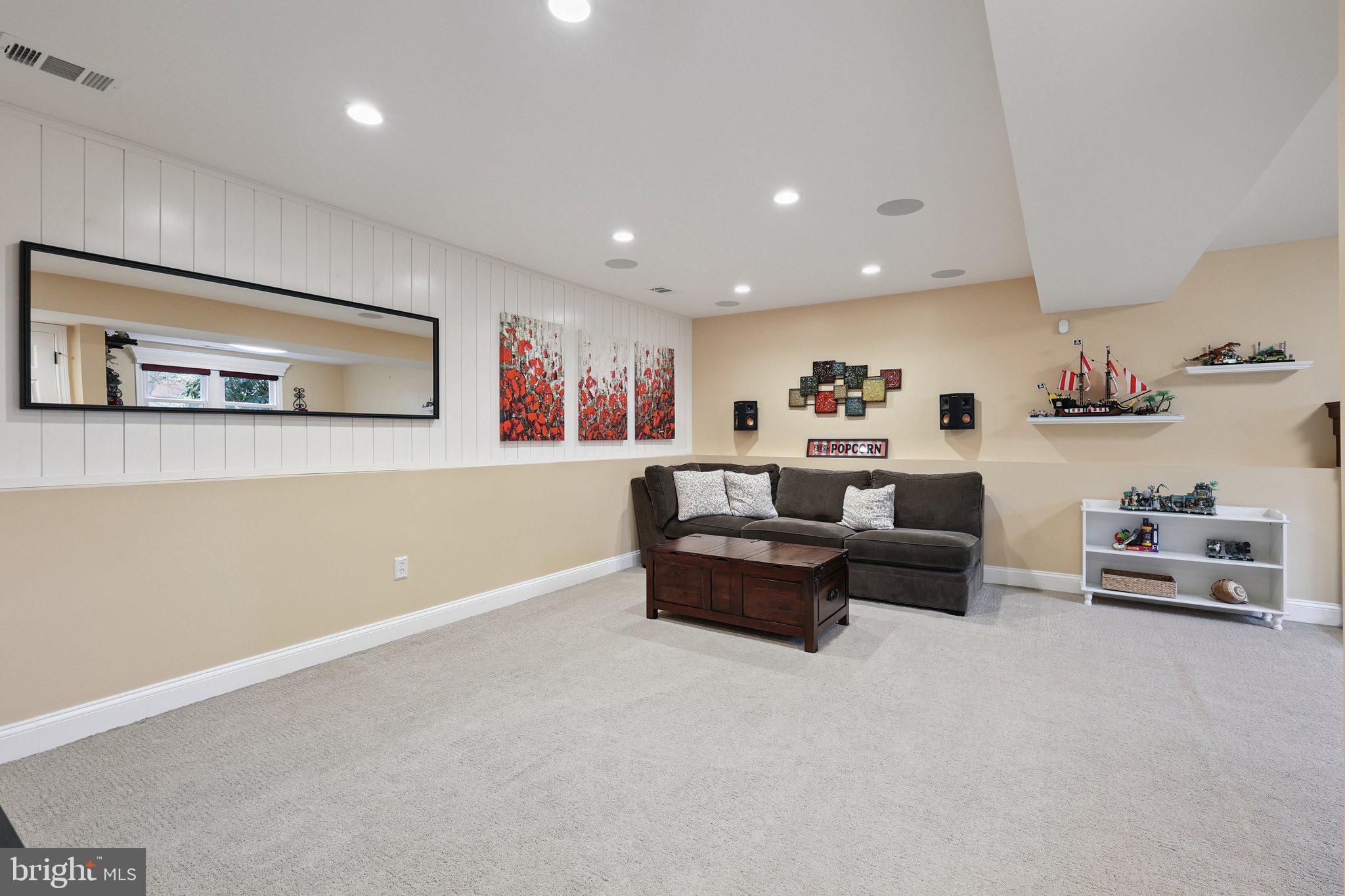 1550 POWELLS TAVERN PLACE