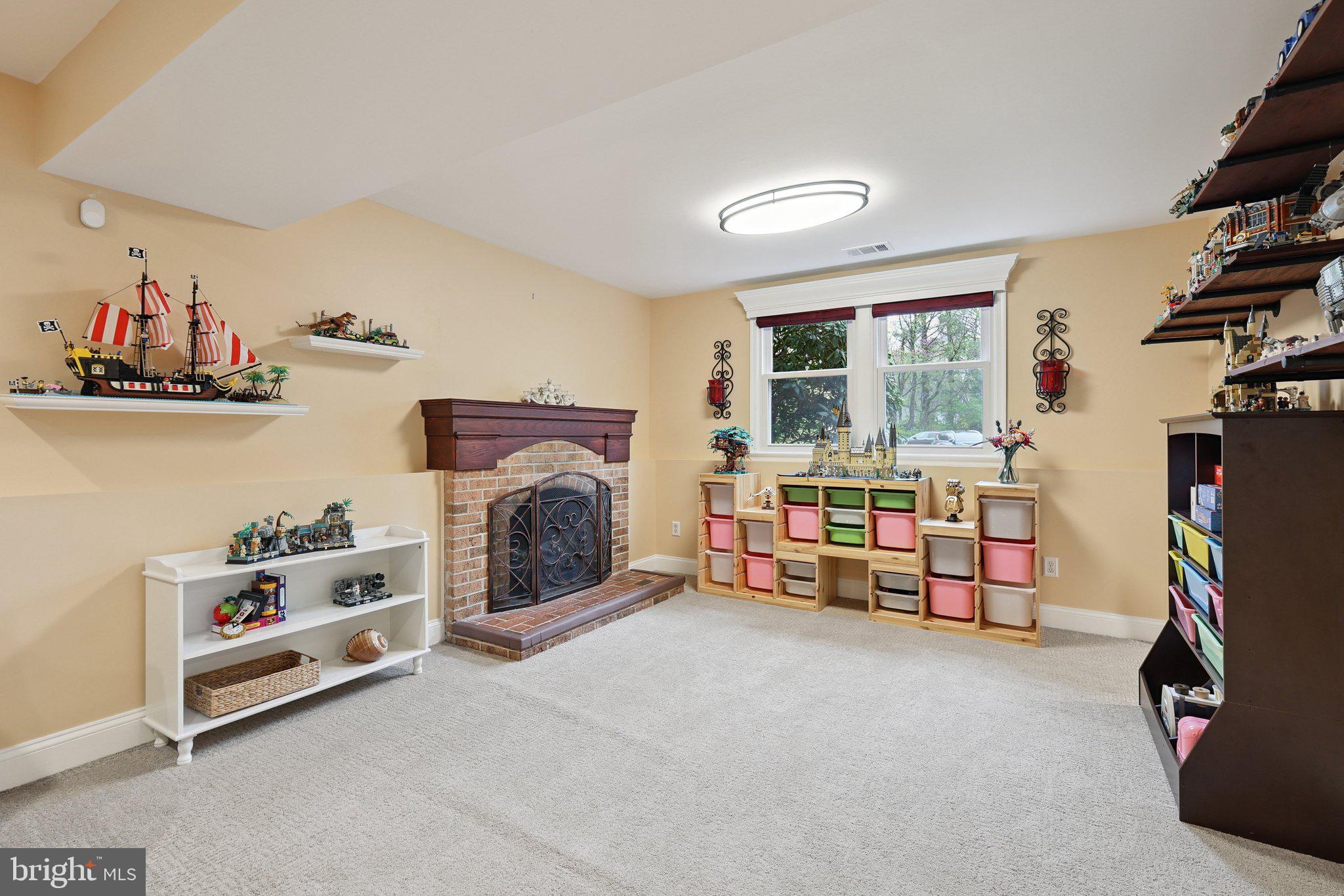 1550 POWELLS TAVERN PLACE