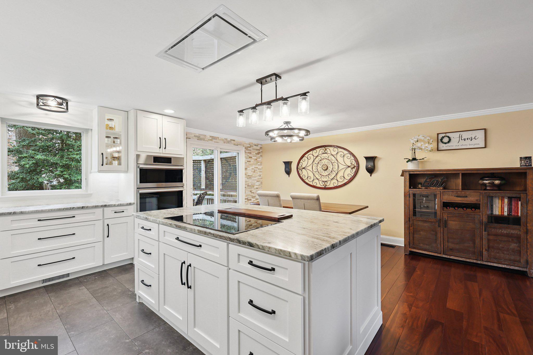 1550 POWELLS TAVERN PLACE