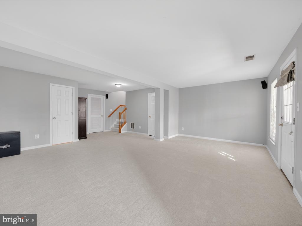 14334 STONEWATER COURT