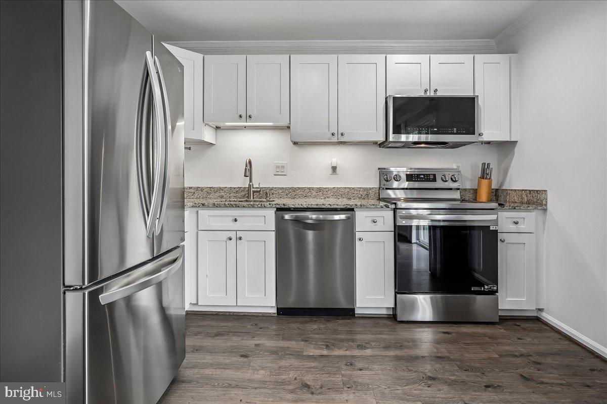 4168 DAWN VALLEY COURT 82B