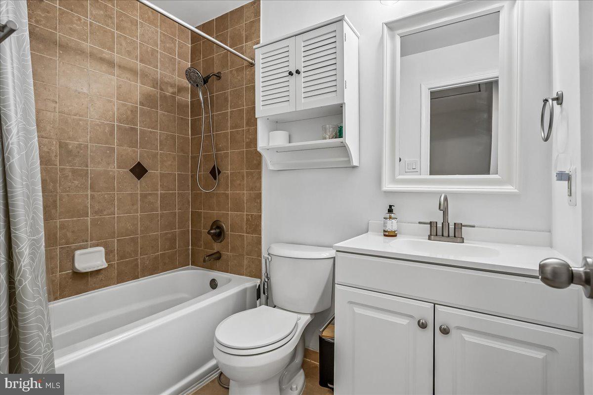 4168 DAWN VALLEY COURT 82B
