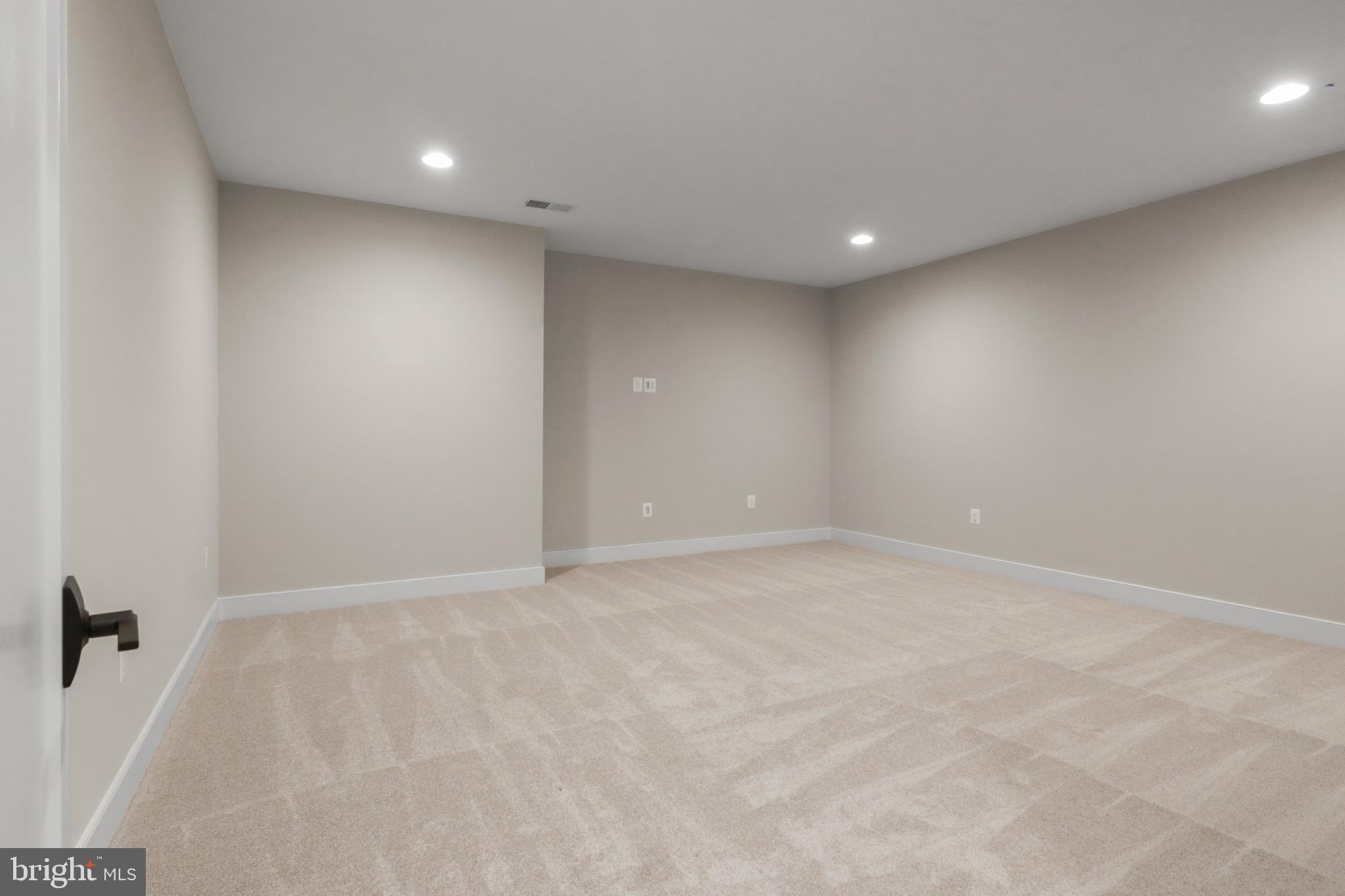 602 KINGSLEY ROAD SW