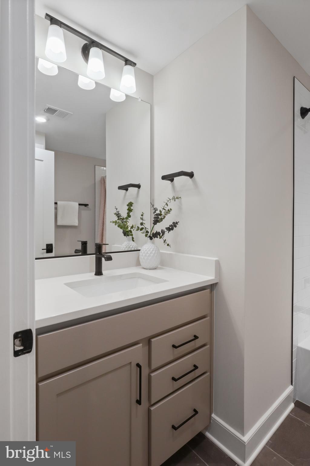 602 KINGSLEY ROAD SW