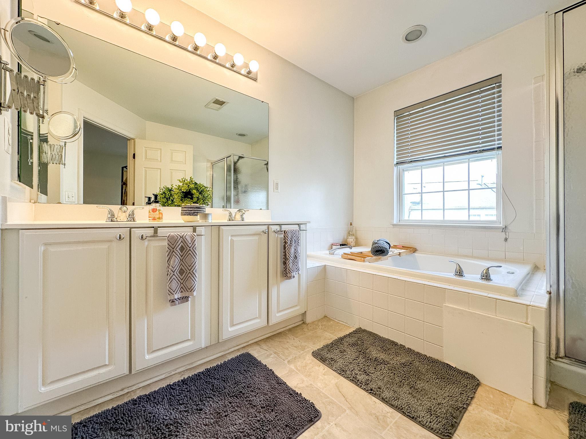 14358 HAYSICKLE COURT