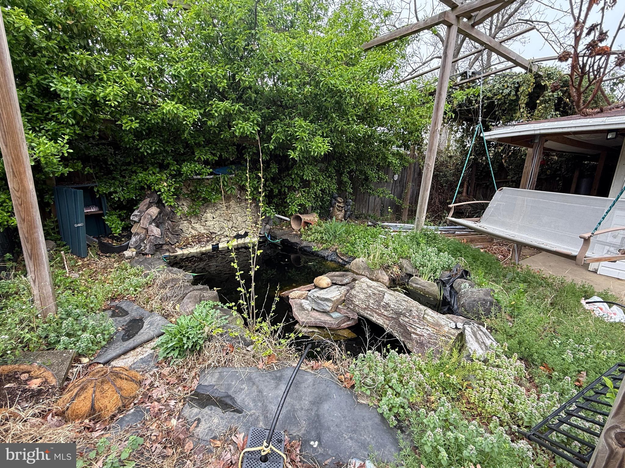 2622 GROVETON STREET