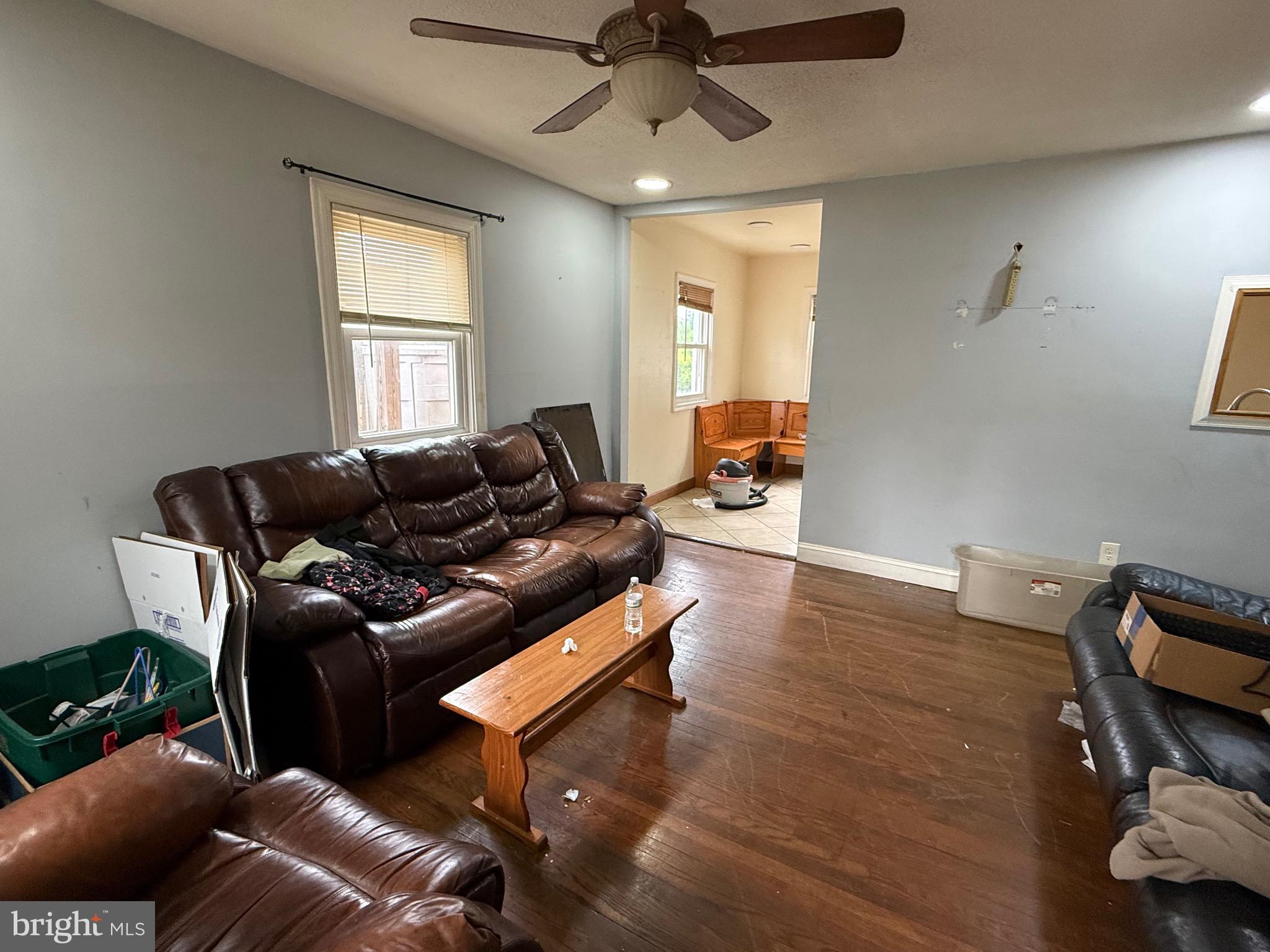 2622 GROVETON STREET