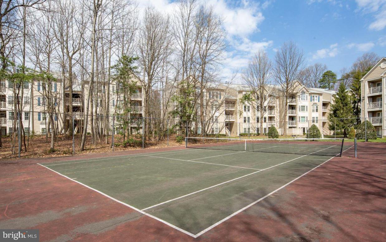 12205 FAIRFIELD HOUSE DRIVE 605B