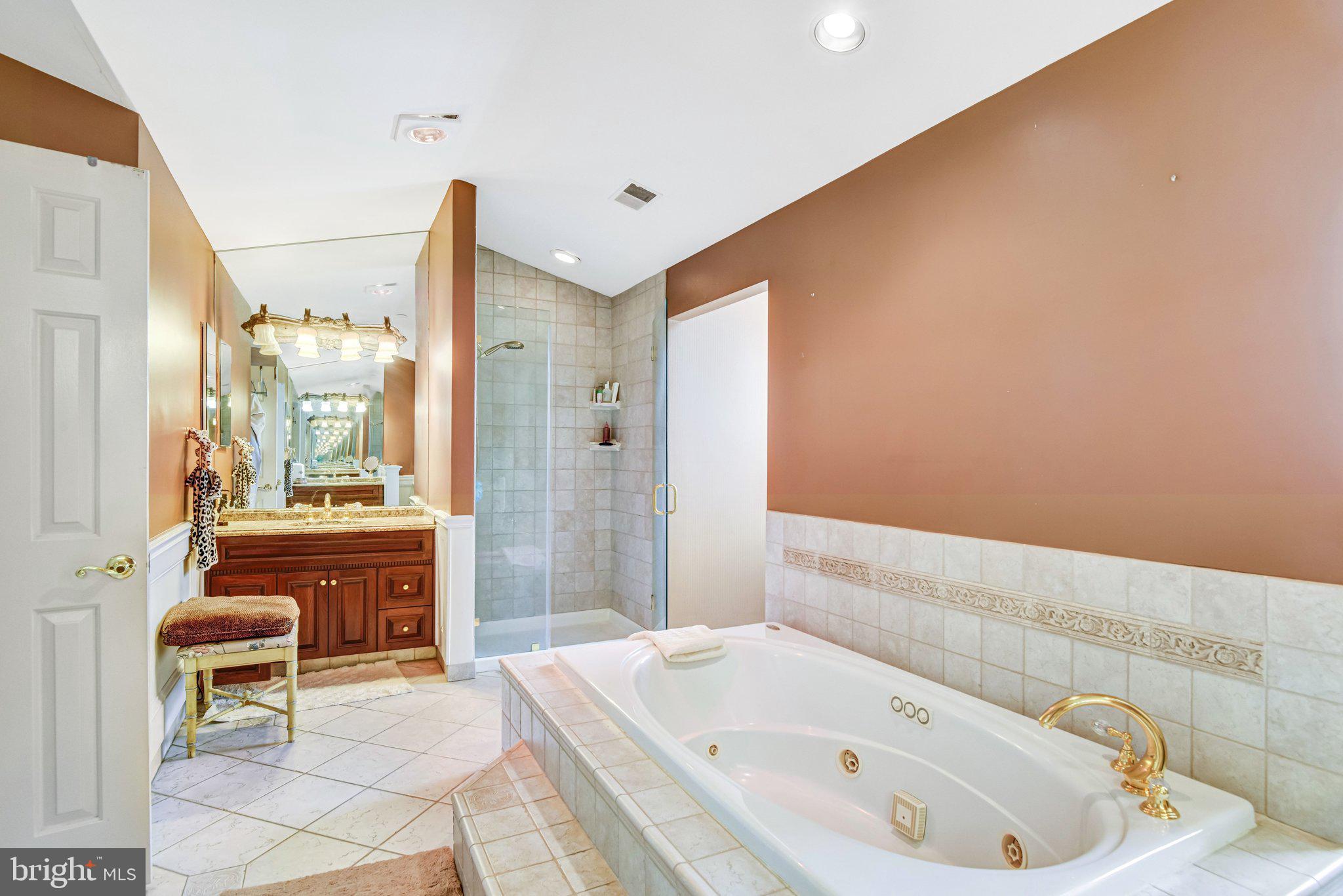 11224 DEVEREUX MANOR LANE