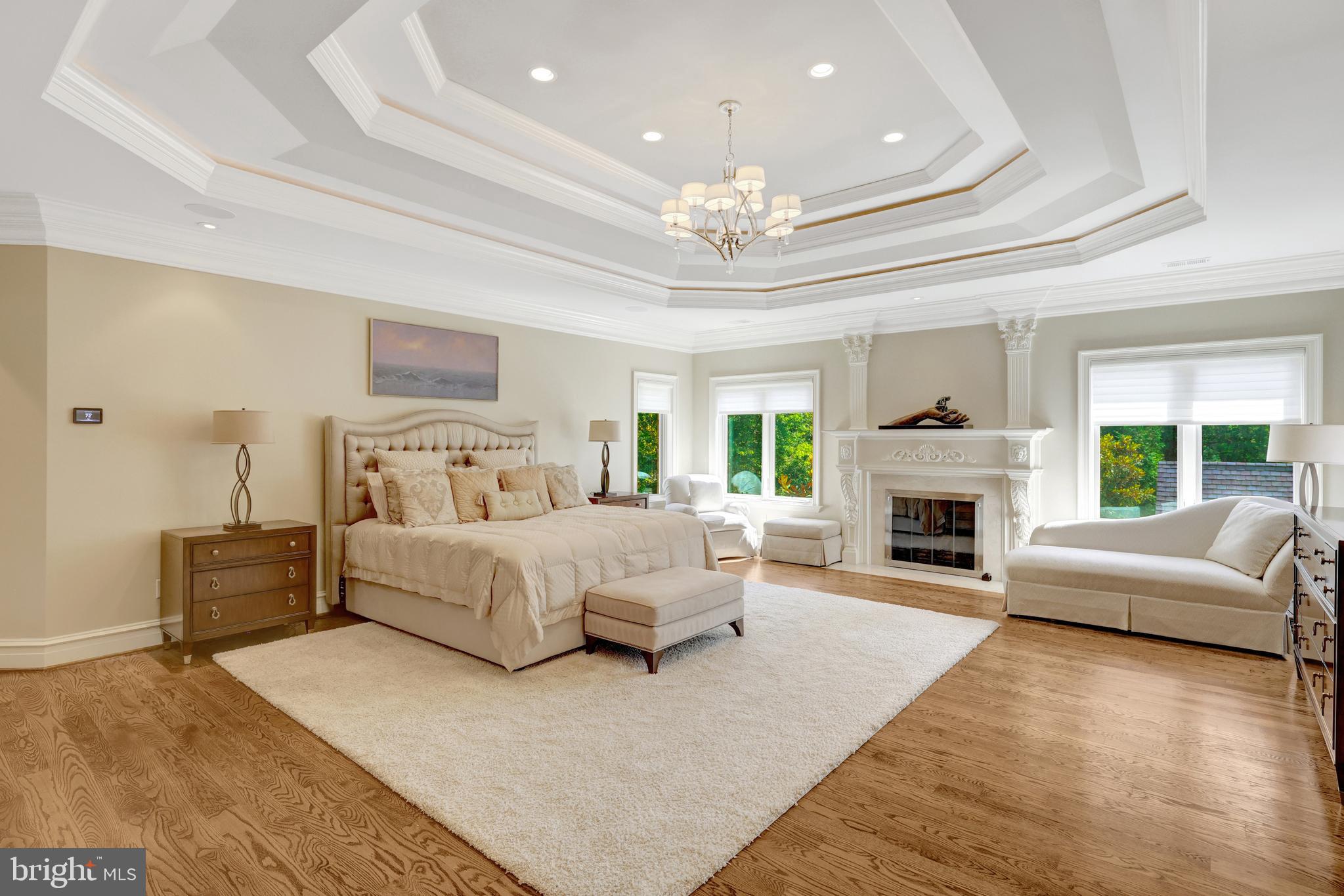 1239 DALEVIEW DRIVE