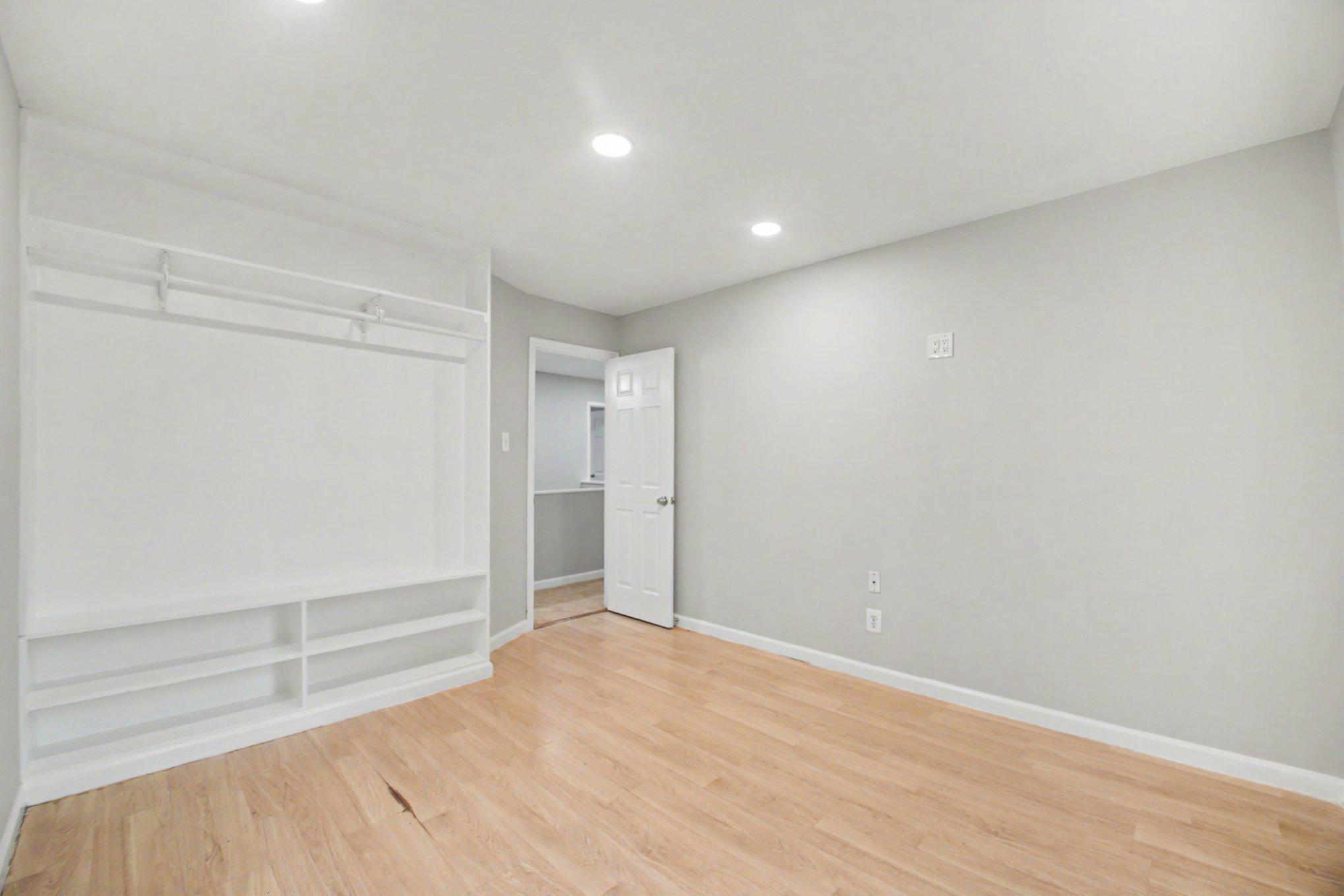 1219 ALABAMA DRIVE