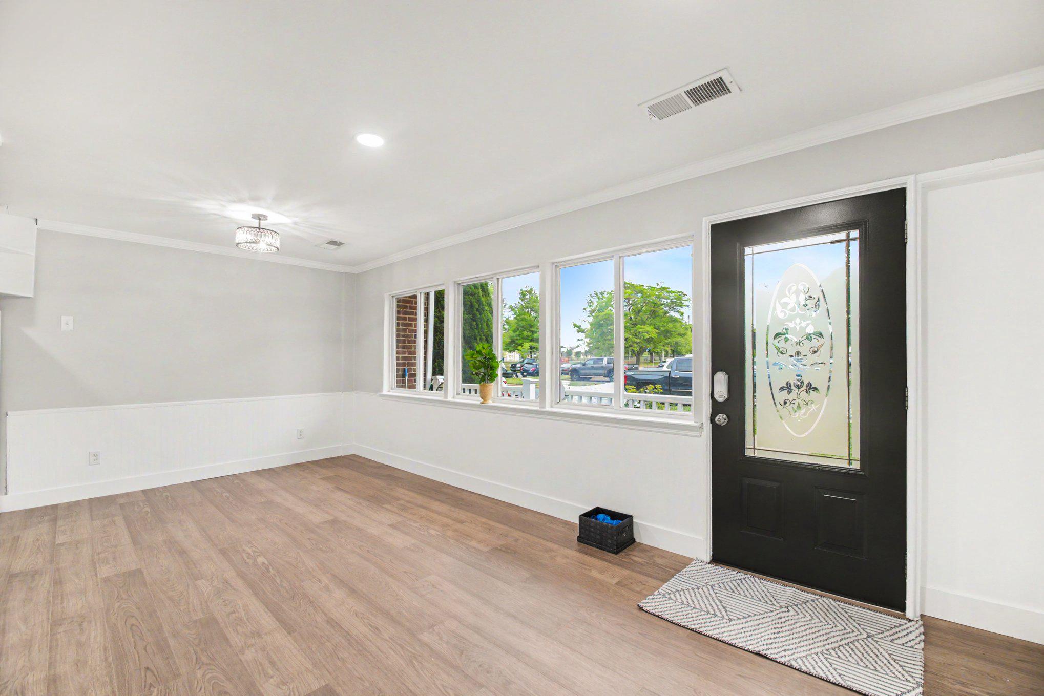 1219 ALABAMA DRIVE
