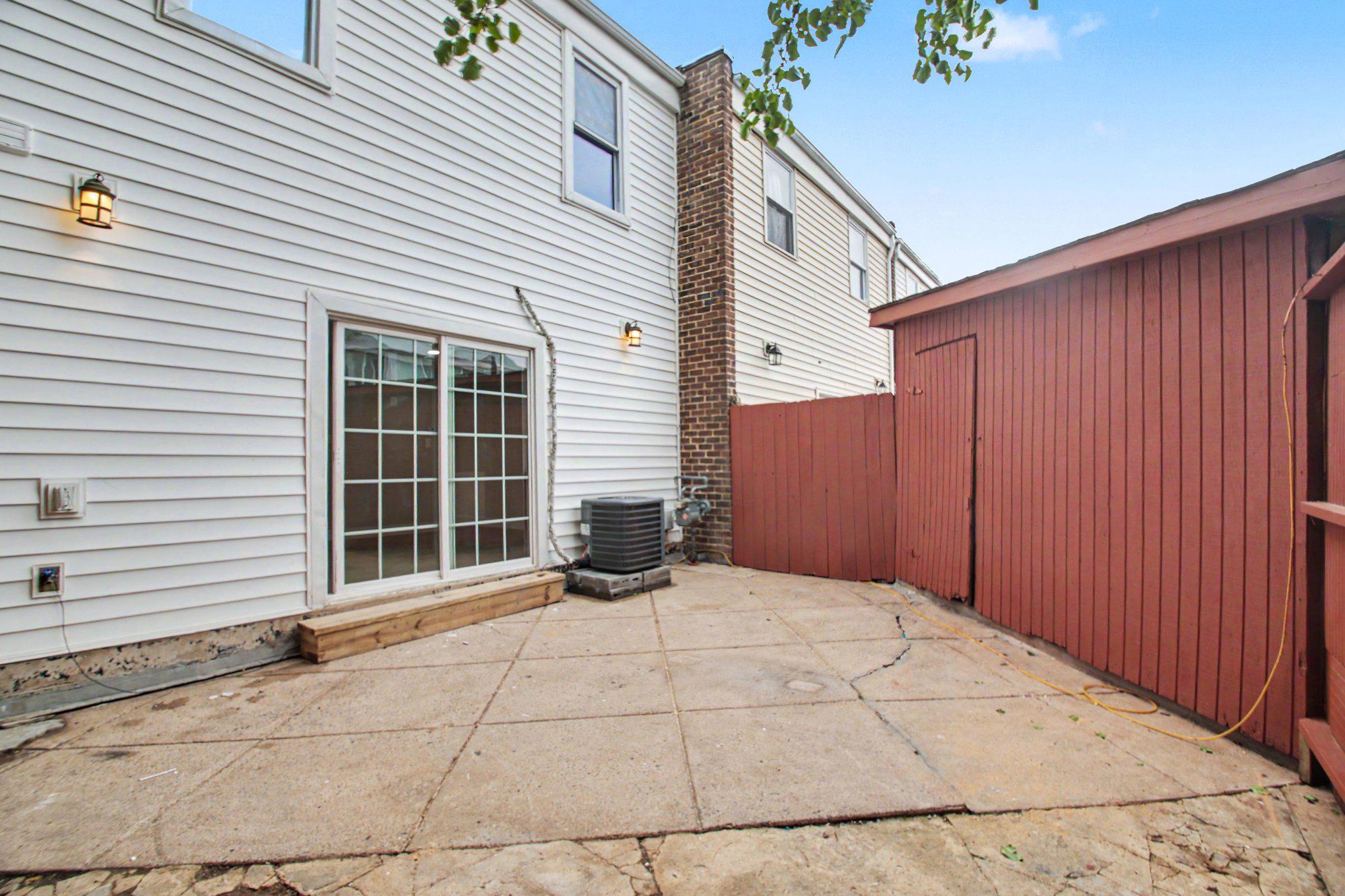 1219 ALABAMA DRIVE