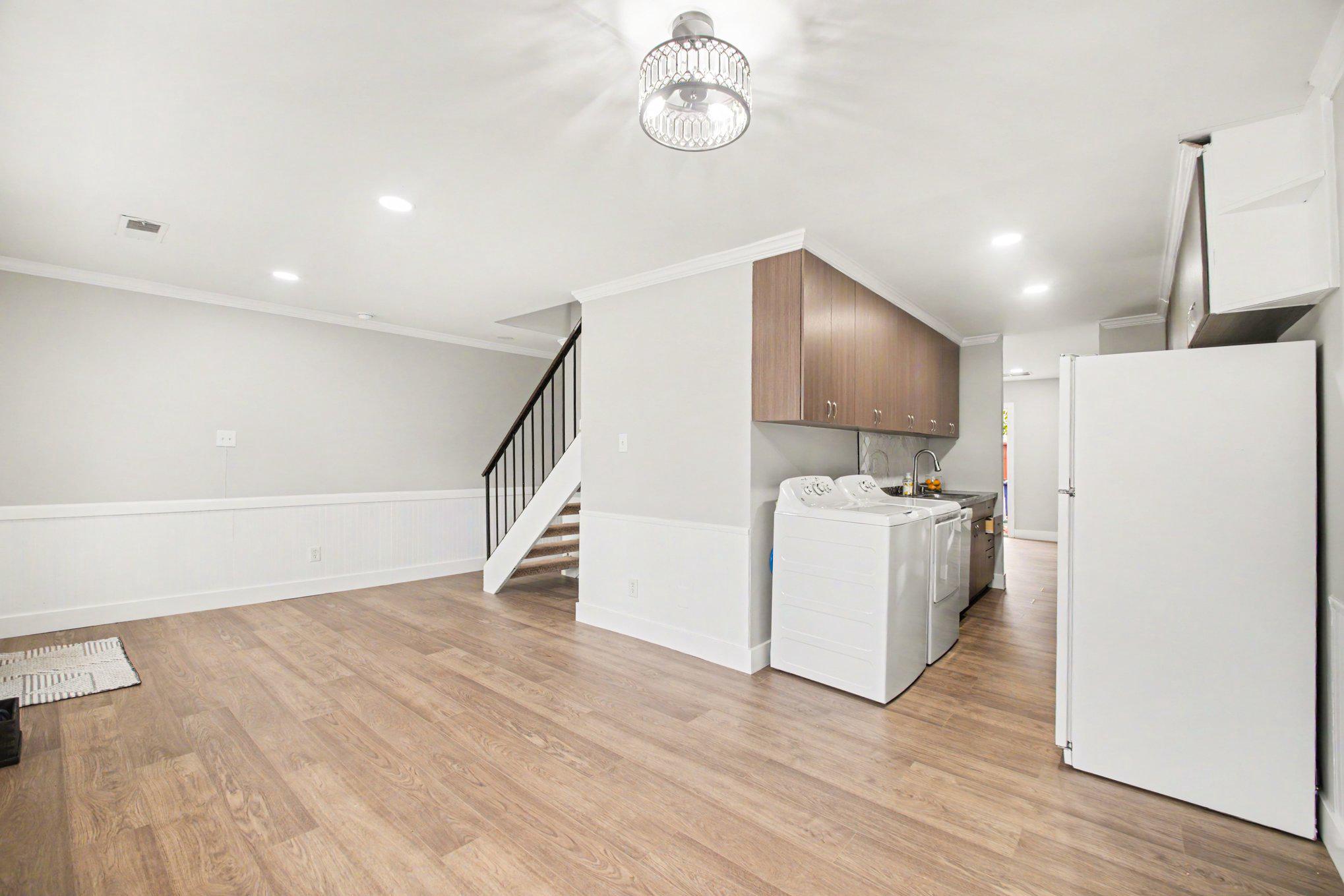 1219 ALABAMA DRIVE