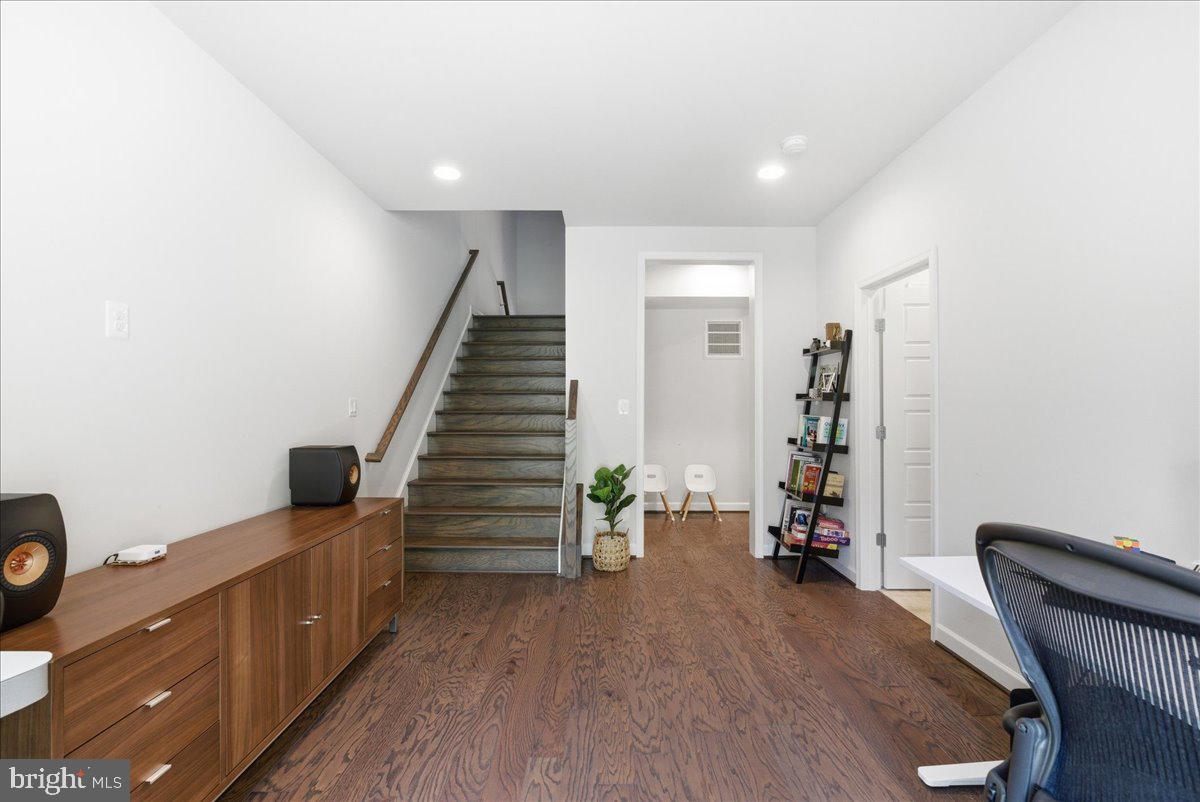 4537 PLATEAU DRIVE