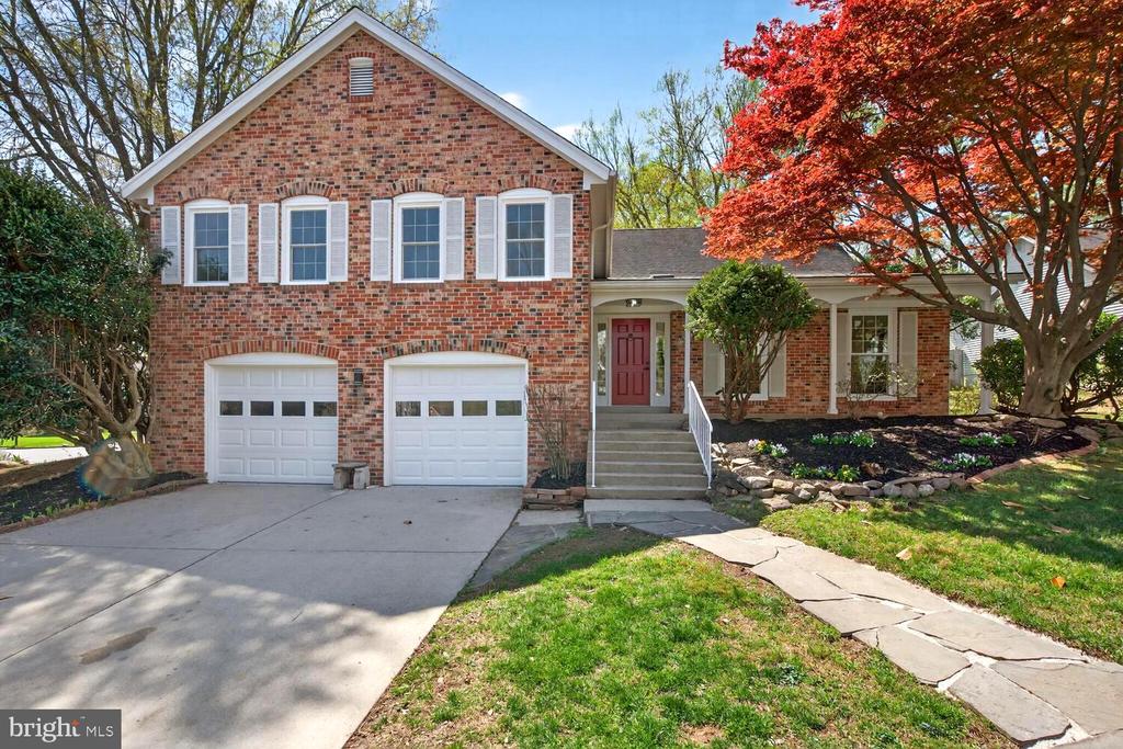 9217 DOROTHY LANE