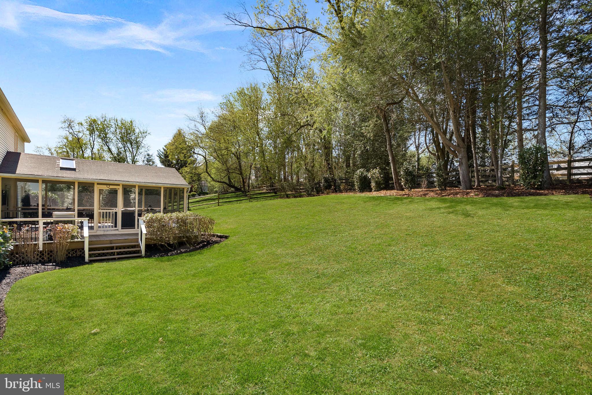 811 FOLLIN FARM LANE