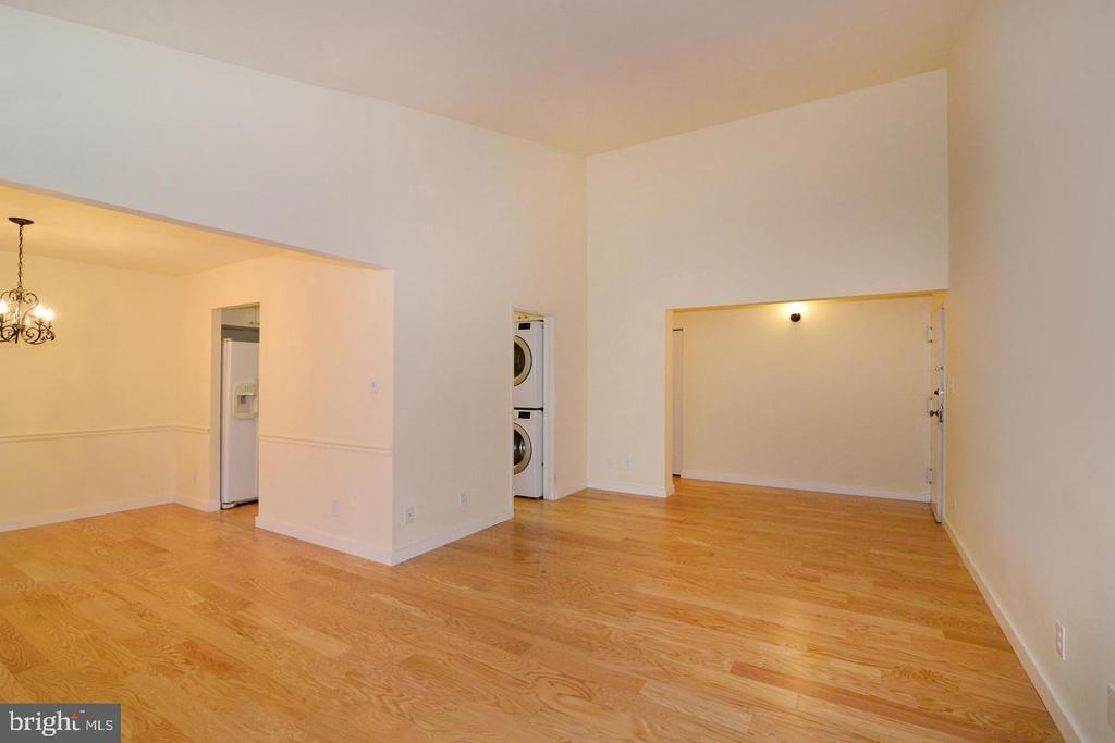 11803 BRETON COURT 32C