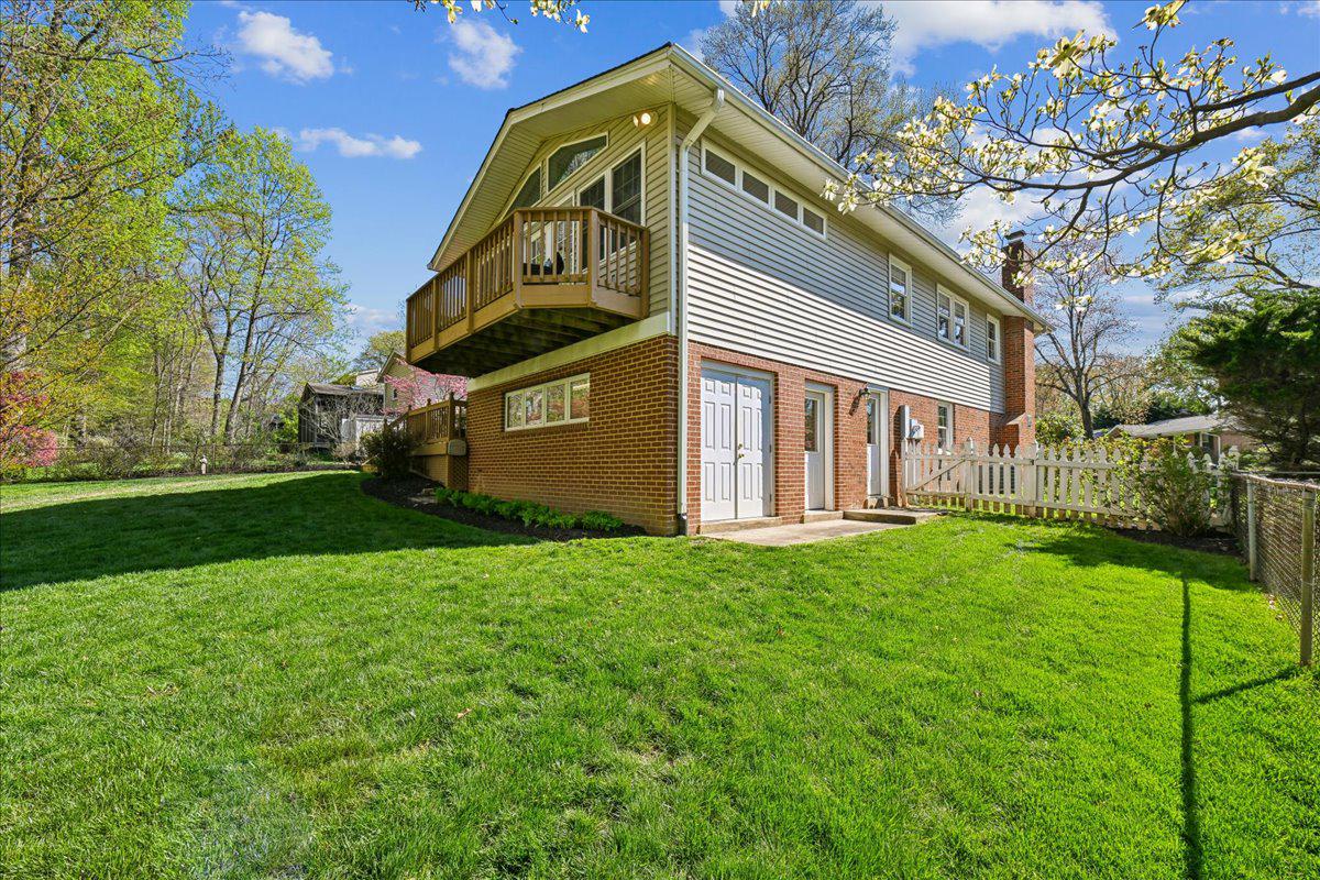 8722 HIGDON DRIVE