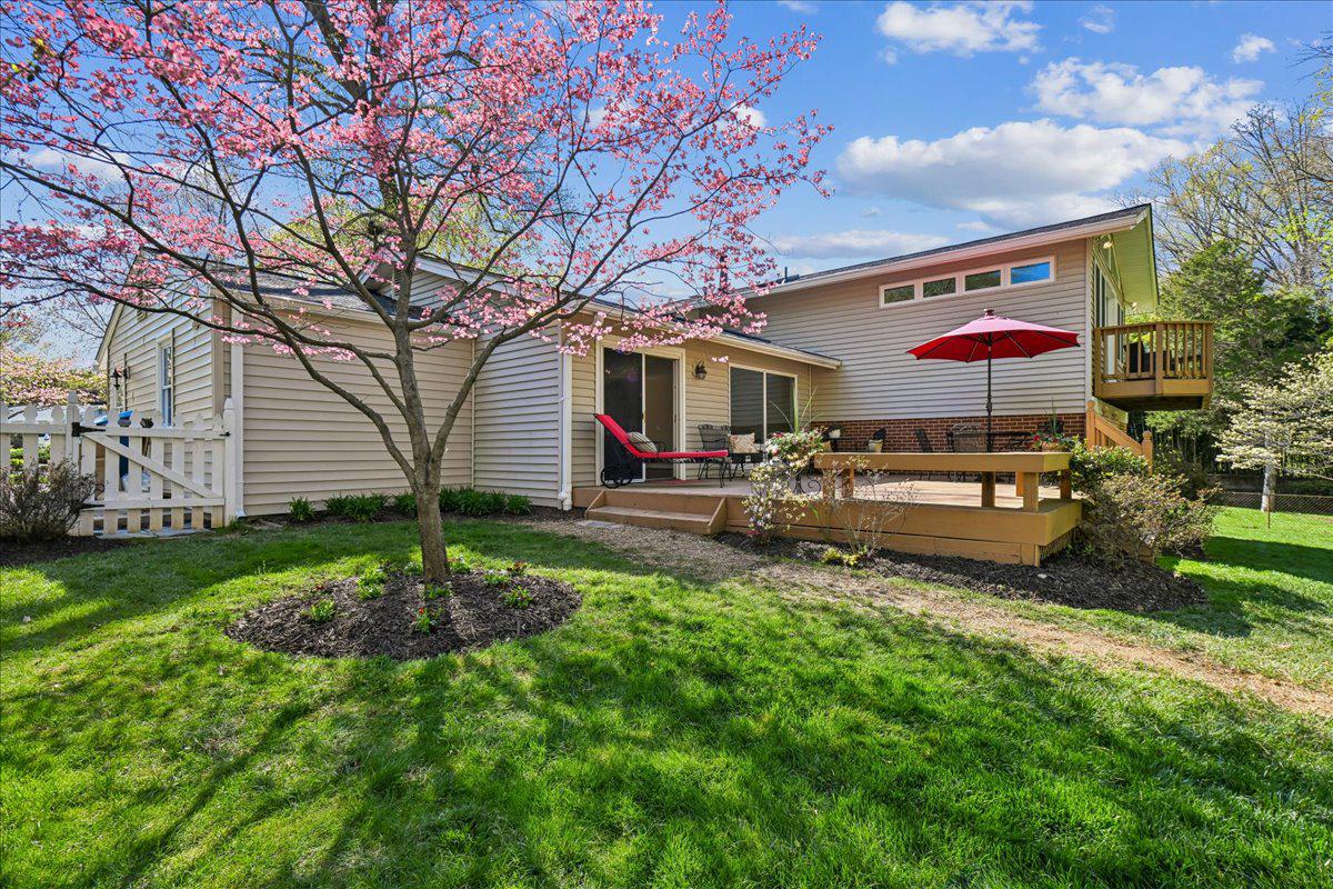 8722 HIGDON DRIVE