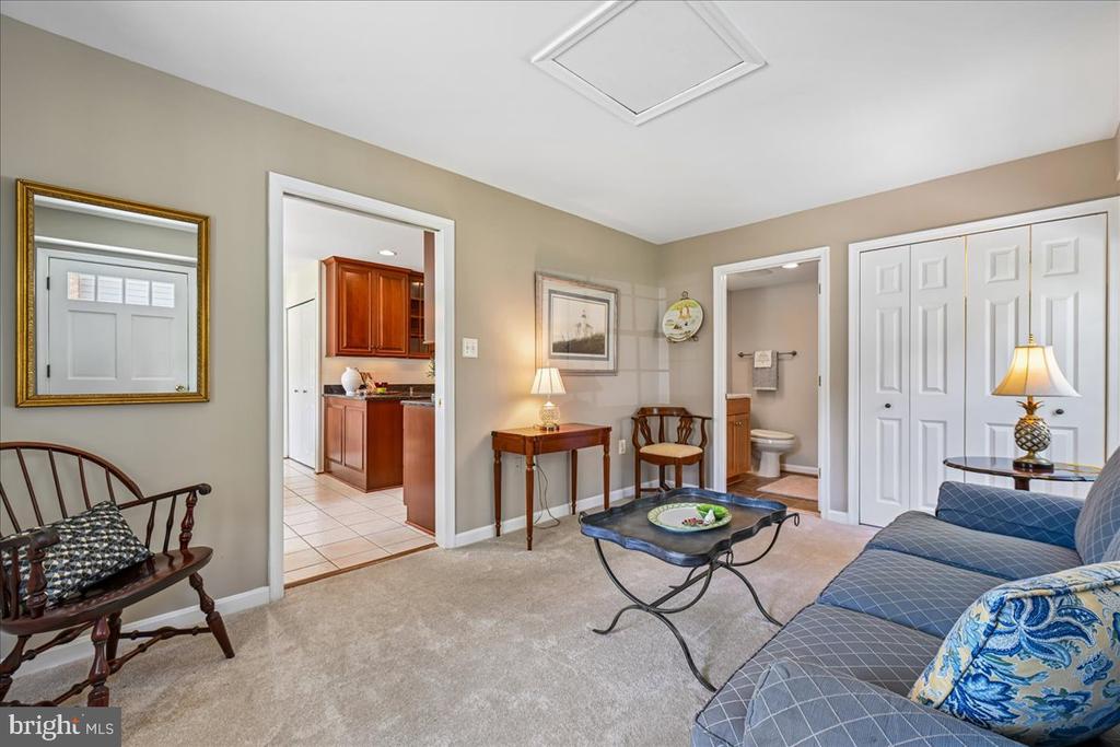 8722 HIGDON DRIVE