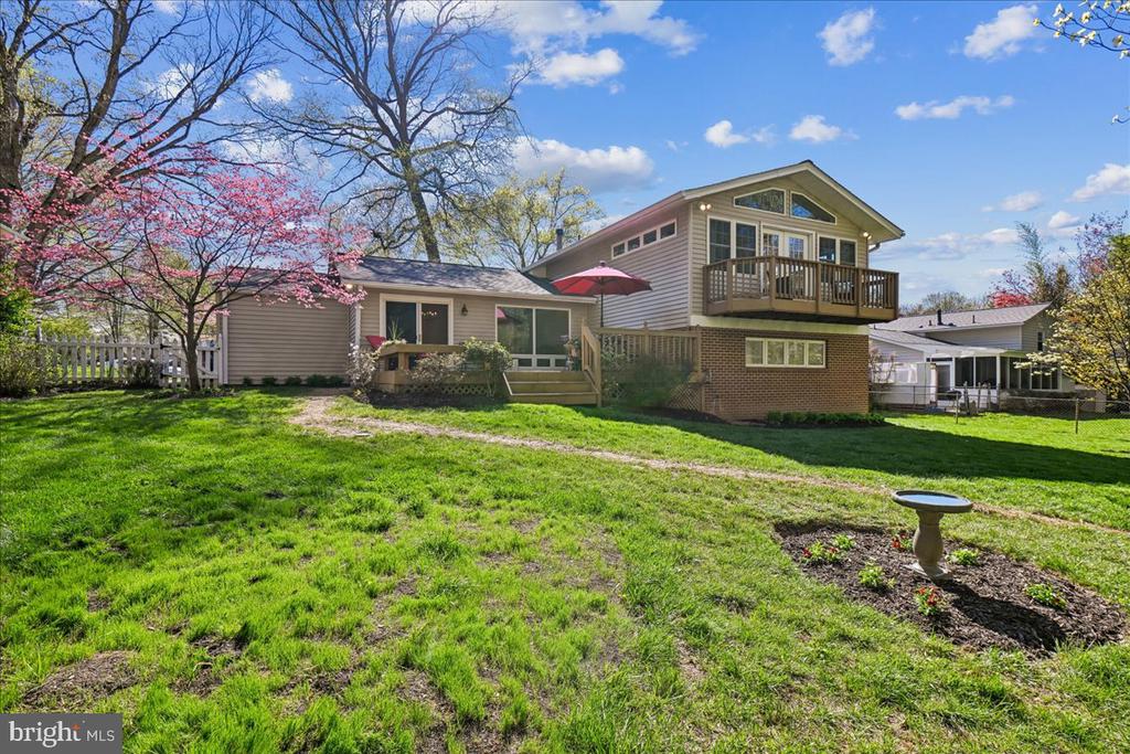 8722 HIGDON DRIVE