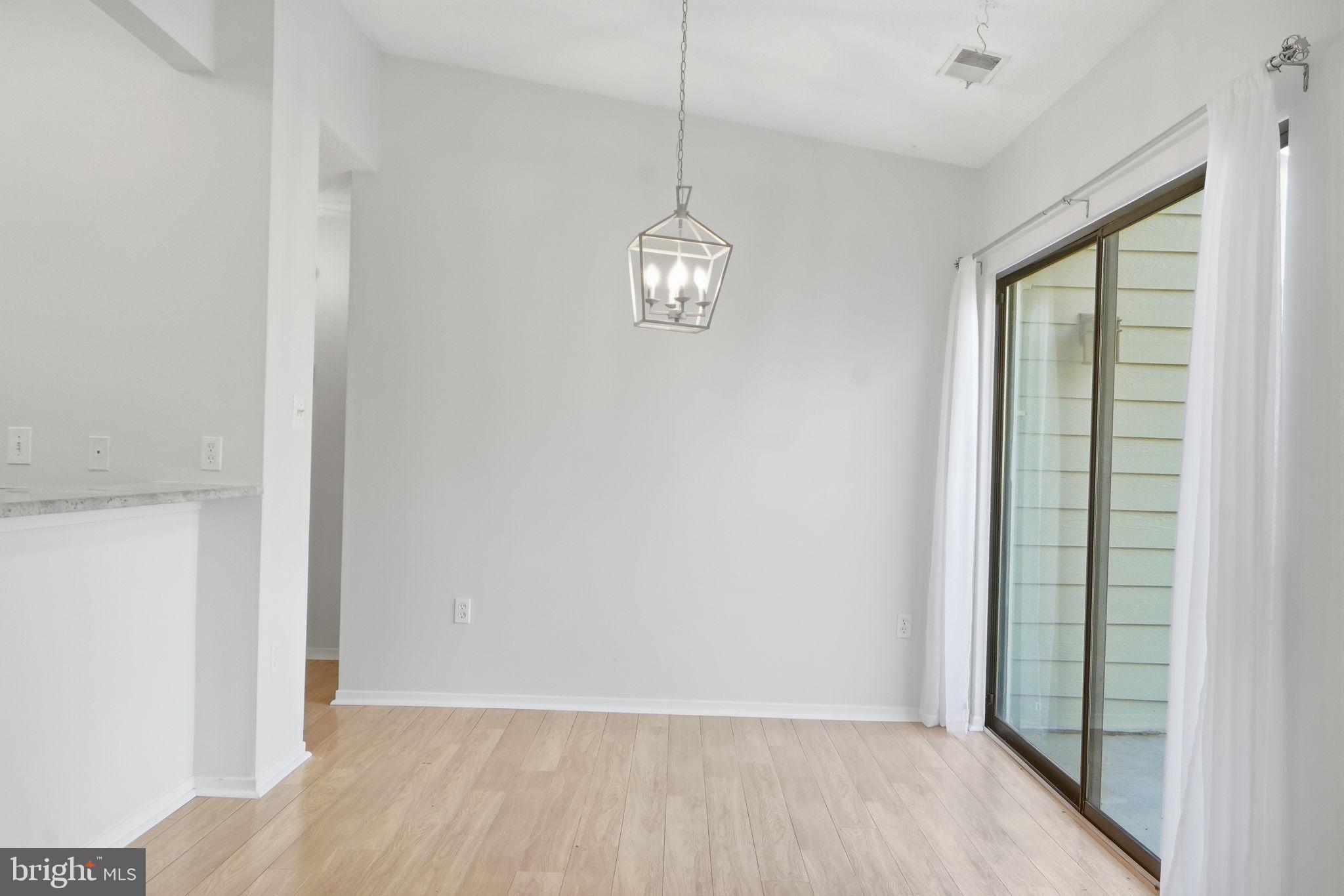 1968 VILLARIDGE DRIVE B