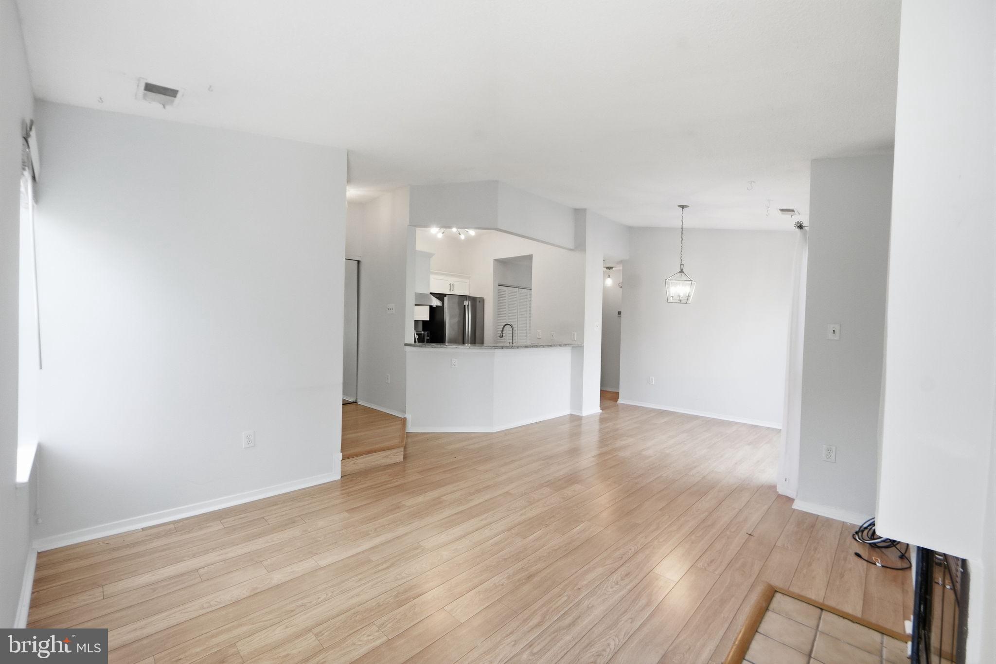 1968 VILLARIDGE DRIVE B