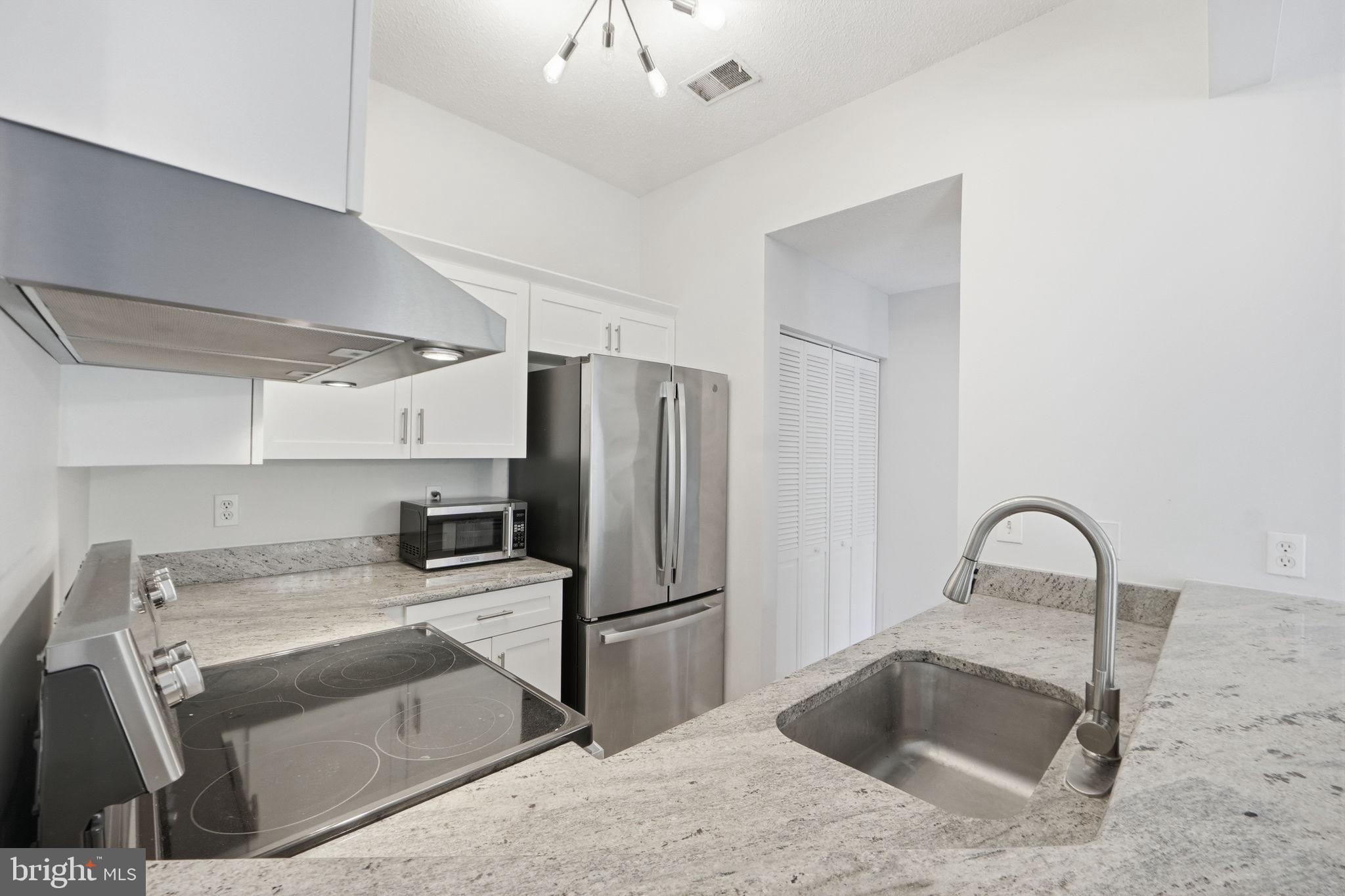 1968 VILLARIDGE DRIVE B