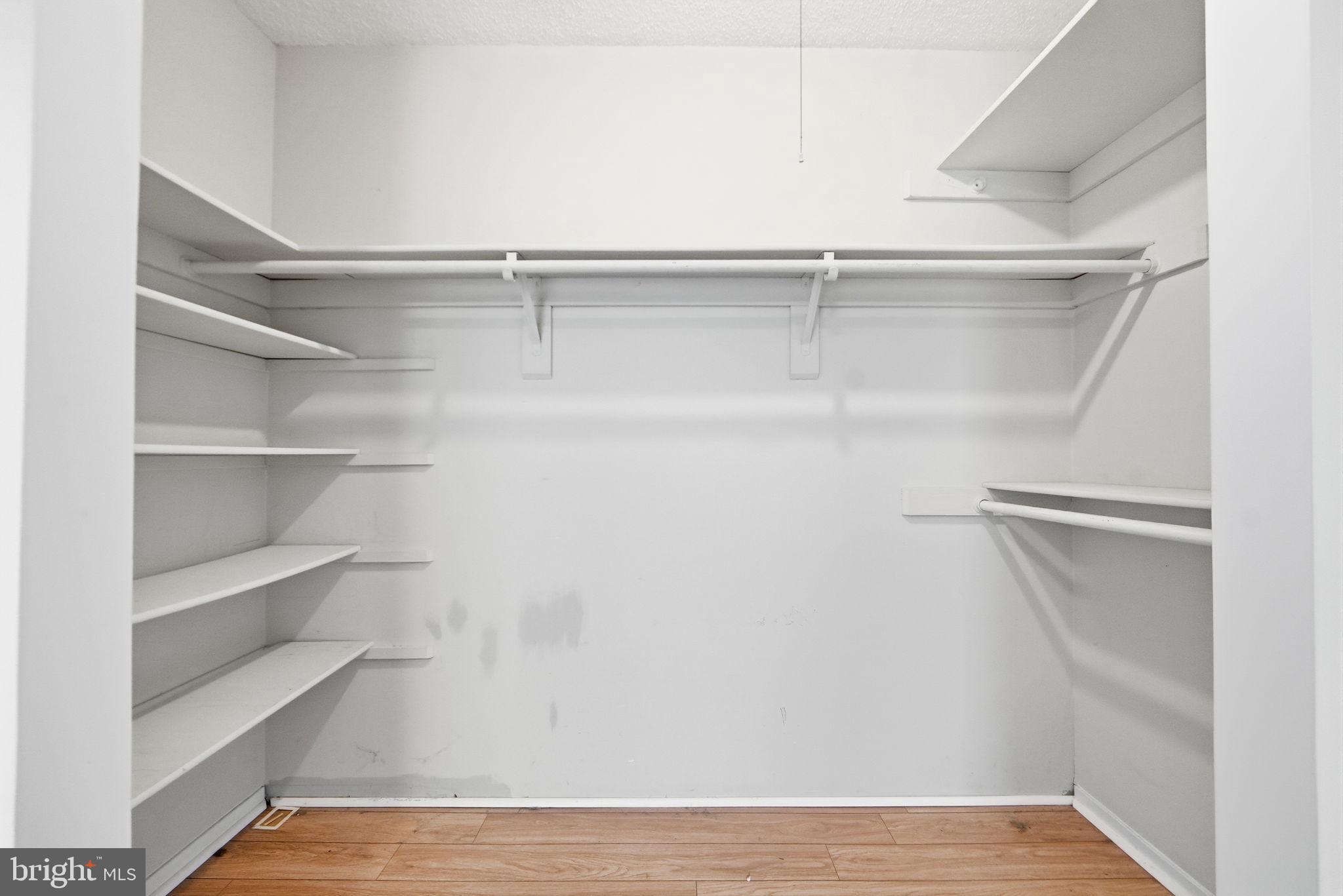 1968 VILLARIDGE DRIVE B