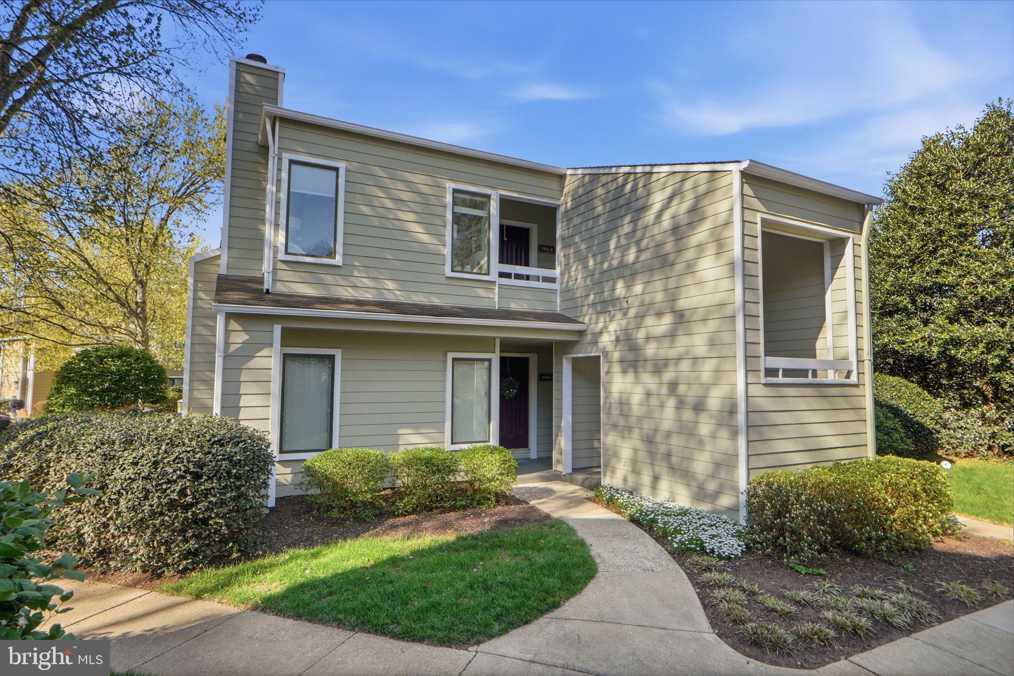 1968 VILLARIDGE DRIVE B